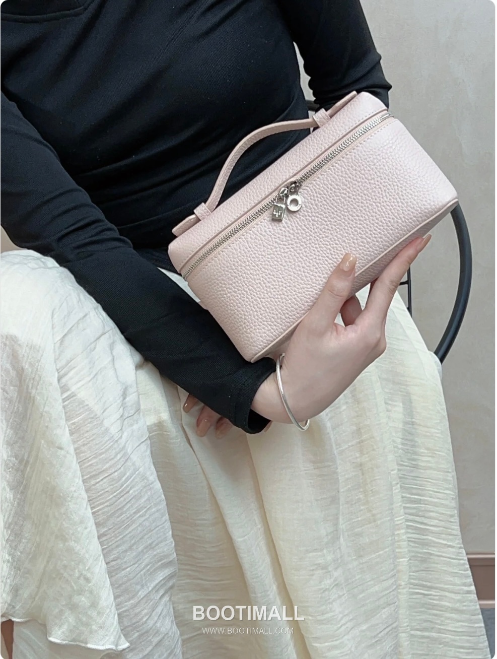 Loro Piana Extra Pocket L19 Calfskin Marble Pink Top Handle Bag 로로피아나 엑스트라 포켓 L19 송아지가죽 마블 핑크 탑핸들백 19cm 2