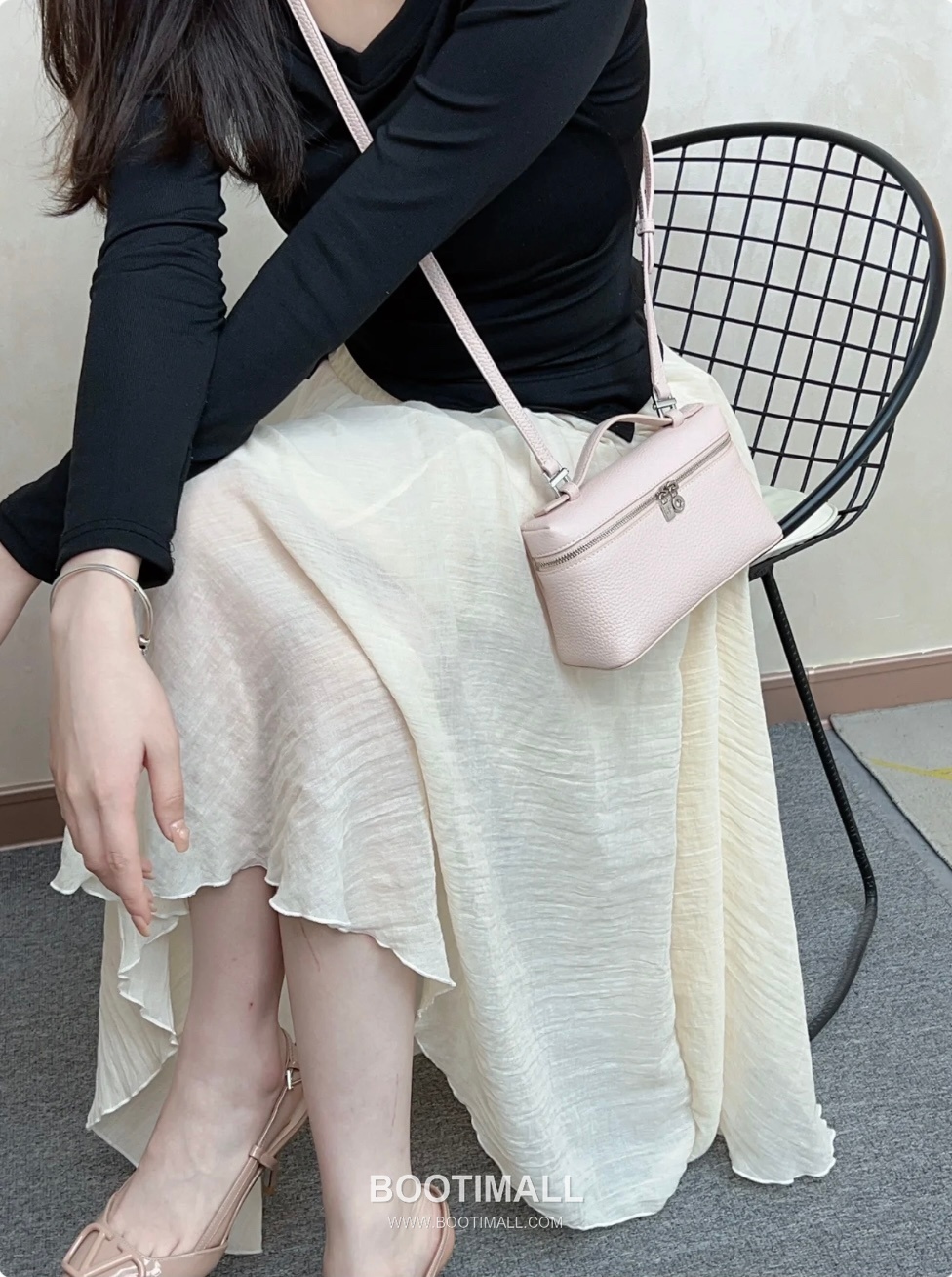 Loro Piana Extra Pocket L19 Calfskin Marble Pink Top Handle Bag 로로피아나 엑스트라 포켓 L19 송아지가죽 마블 핑크 탑핸들백 19cm 8