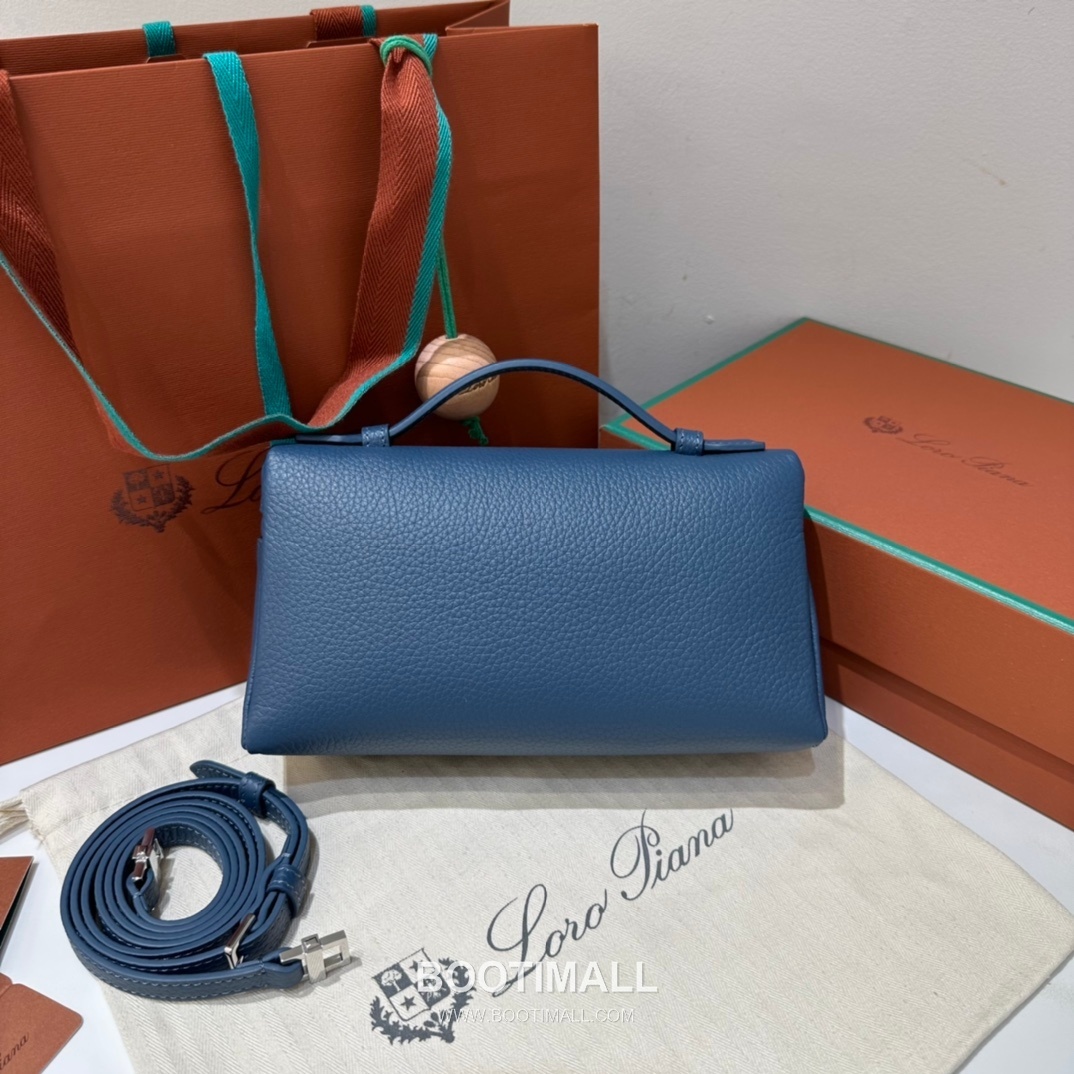 Loro Piana Extra Pocket L19 Woven Calfskin Bag 로로피아나 엑스트라 포켓 L19 위빙 카프스킨 탑핸들 크로스백 19cm 3