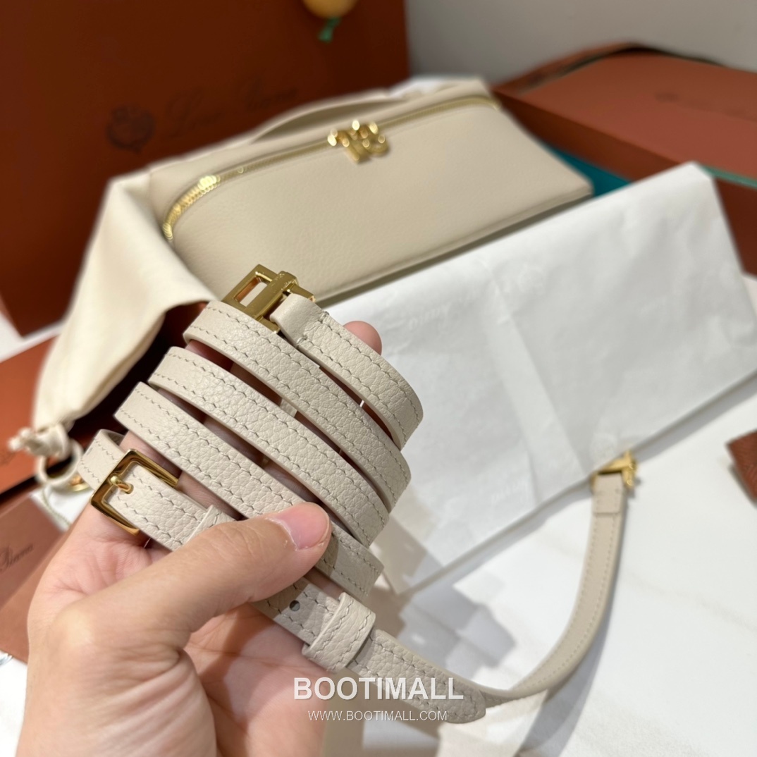 Loro Piana Extra Pocket L19 Woven Calfskin Bag 로로피아나 엑스트라 포켓 L19 위빙 카프스킨 탑핸들 크로스백 19cm 6