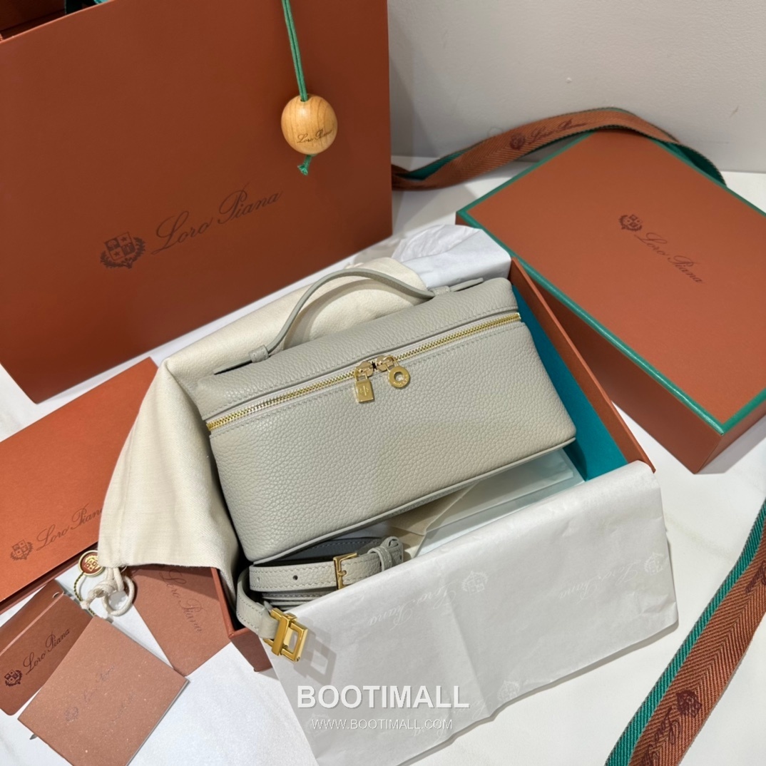 Loro Piana Extra Pocket L19 Woven Calfskin Bag 로로피아나 엑스트라 포켓 L19 위빙 카프스킨 탑핸들 크로스백 19cm 1