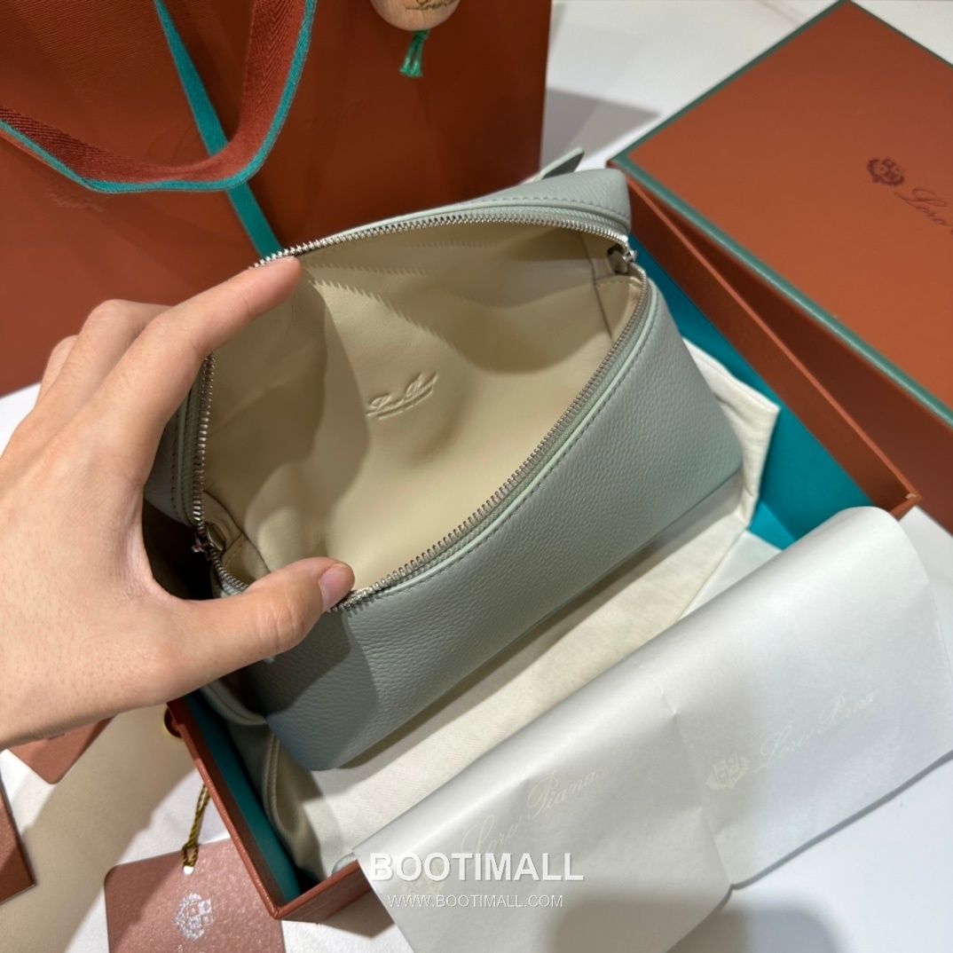 Loro Piana Extra Pocket L19 Woven Calfskin Bag 로로피아나 엑스트라 포켓 L19 위빙 카프스킨 탑핸들 크로스백 19cm 11