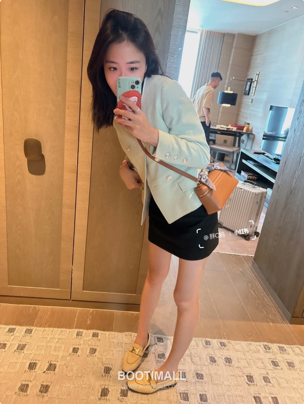 Loro Piana Extra Pocket L19 Woven Calfskin Bag 로로피아나 엑스트라 포켓 L19 위빙 카프스킨 탑핸들 크로스백 19cm 4