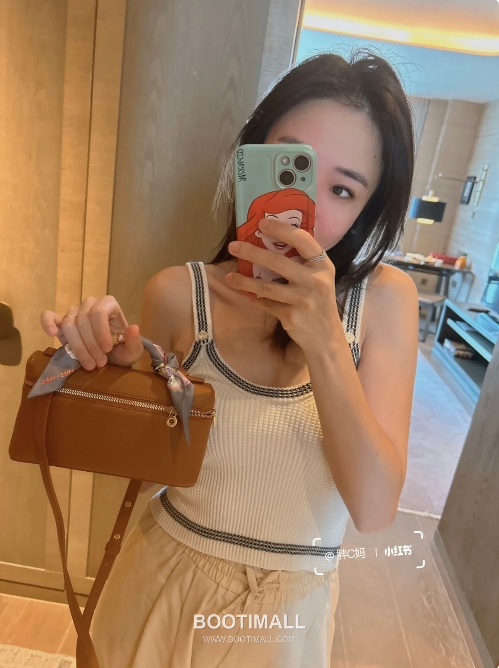 Loro Piana Extra Pocket L19 Woven Calfskin Bag 로로피아나 엑스트라 포켓 L19 위빙 카프스킨 탑핸들 크로스백 19cm 5