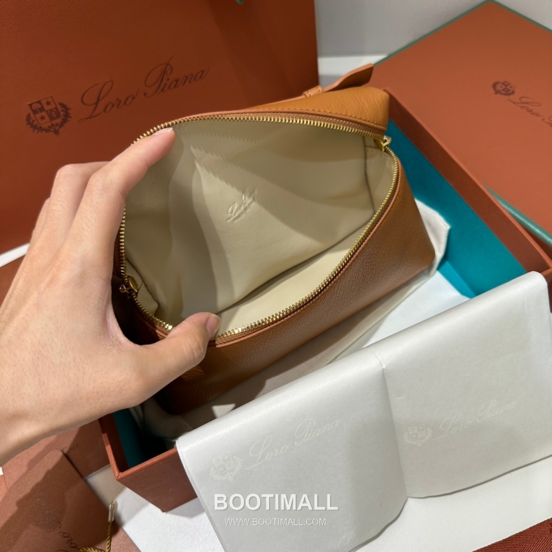 Loro Piana Extra Pocket L19 Woven Calfskin Bag 로로피아나 엑스트라 포켓 L19 위빙 카프스킨 탑핸들 크로스백 19cm 14