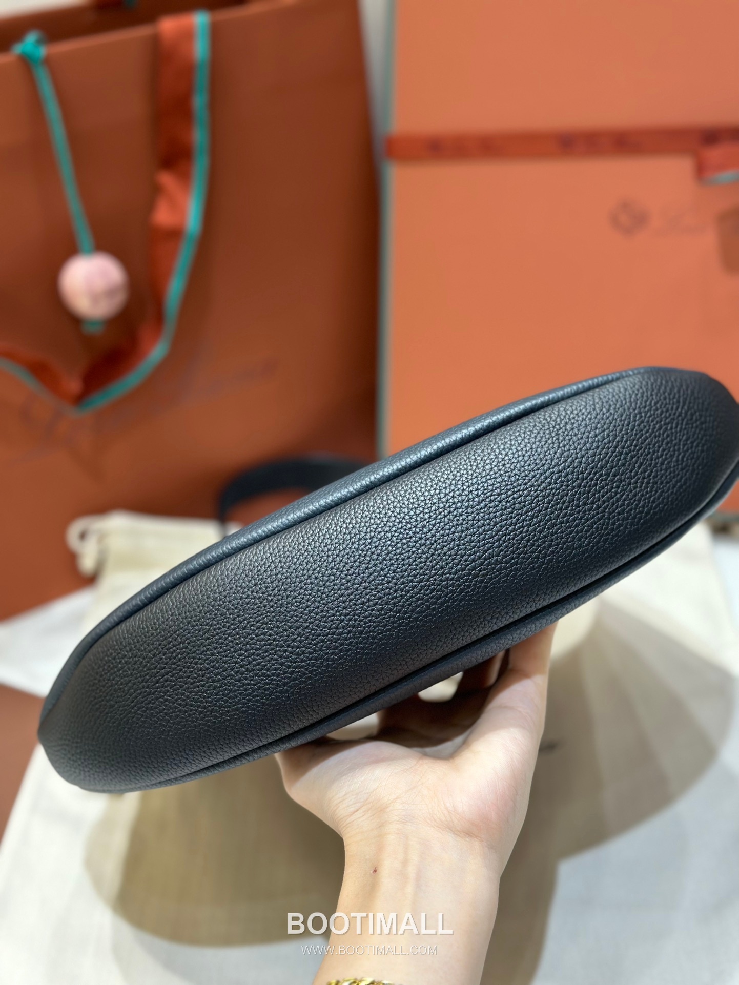 Loro Piana Bobbin Canvas Shoulder Bag 로로피아나 보빈 캔버스 숄더백 32cm 8