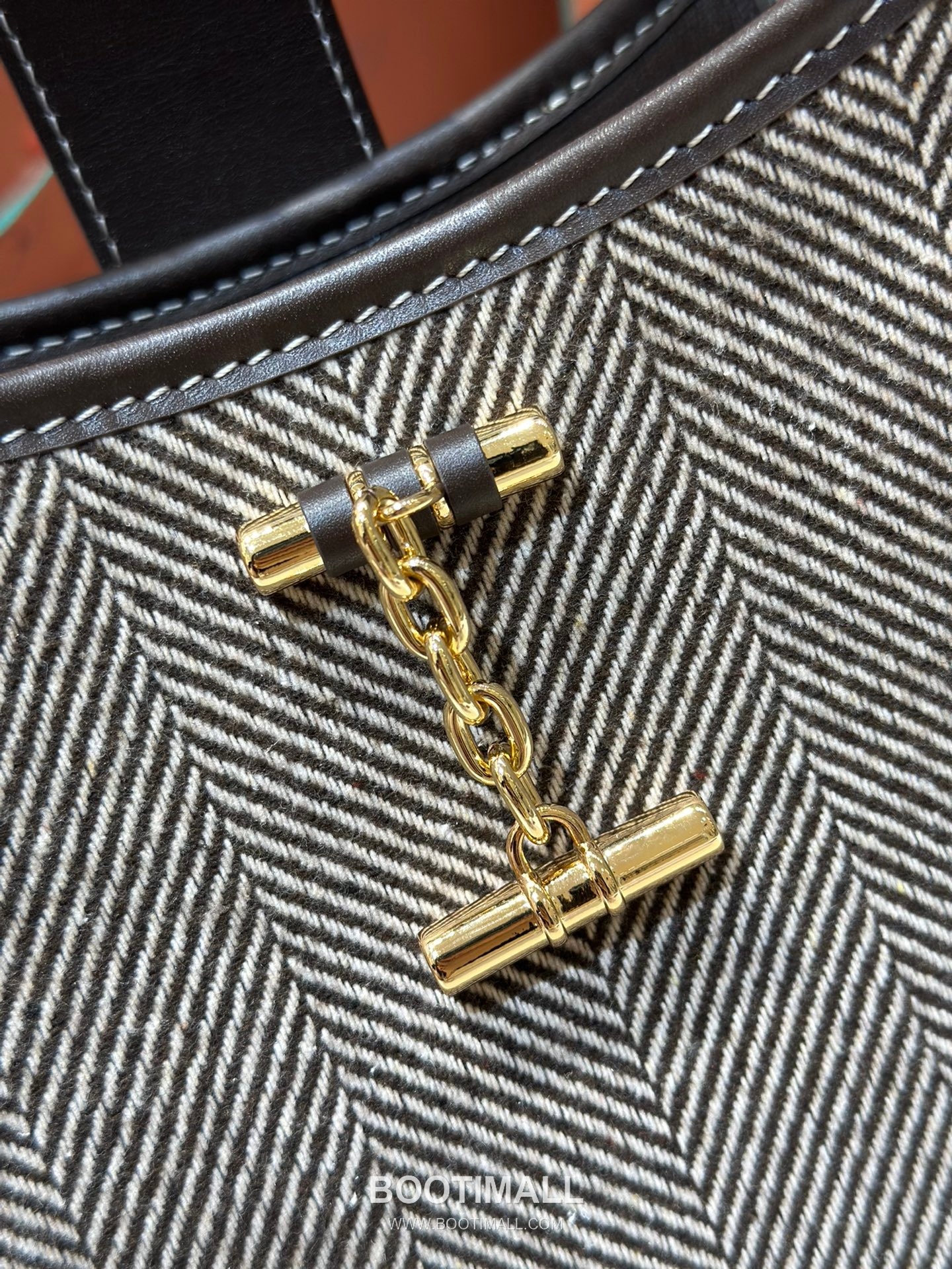 Loro Piana Bobbin Canvas Shoulder Bag 로로피아나 보빈 캔버스 숄더백 32cm 5