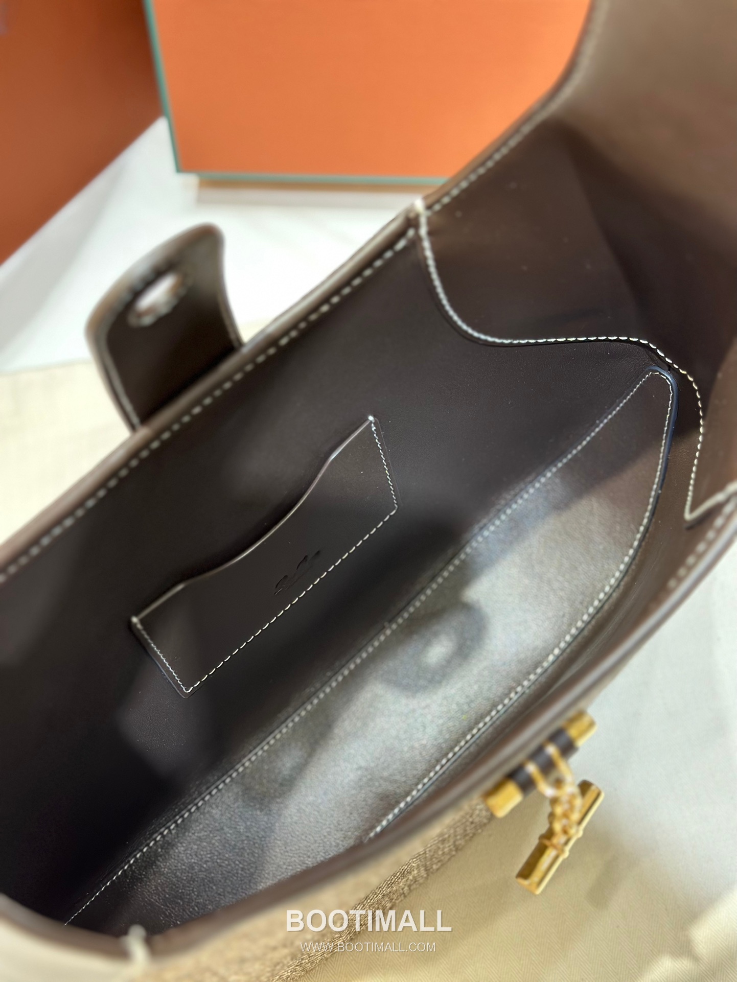 Loro Piana Bobbin Canvas Shoulder Bag 로로피아나 보빈 캔버스 숄더백 32cm 6