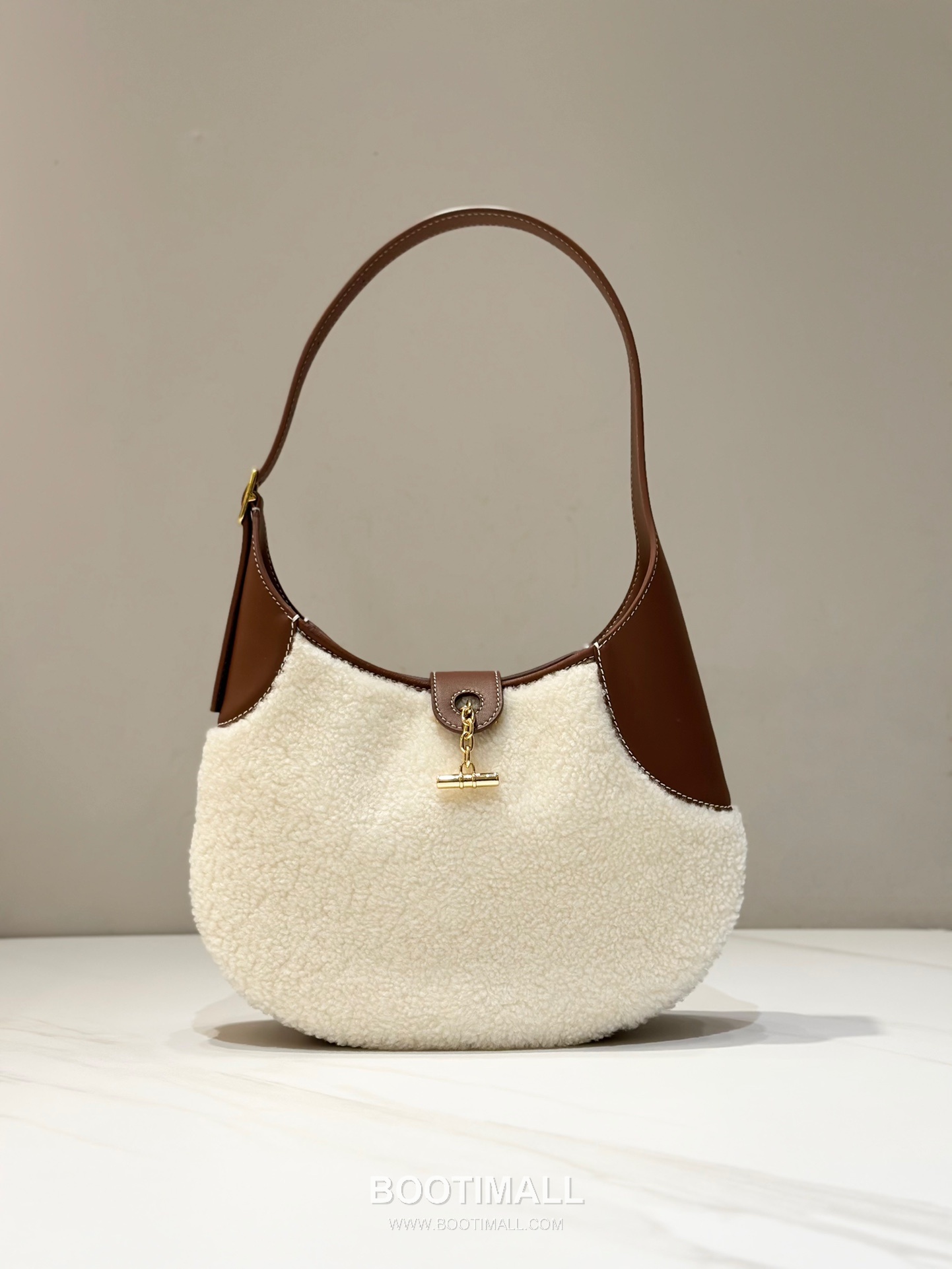 Loro Piana Bobbin Wool Calfskin Shoulder Bag 로로피아나 보빈 울 카프스킨 숄더백 32cm 1