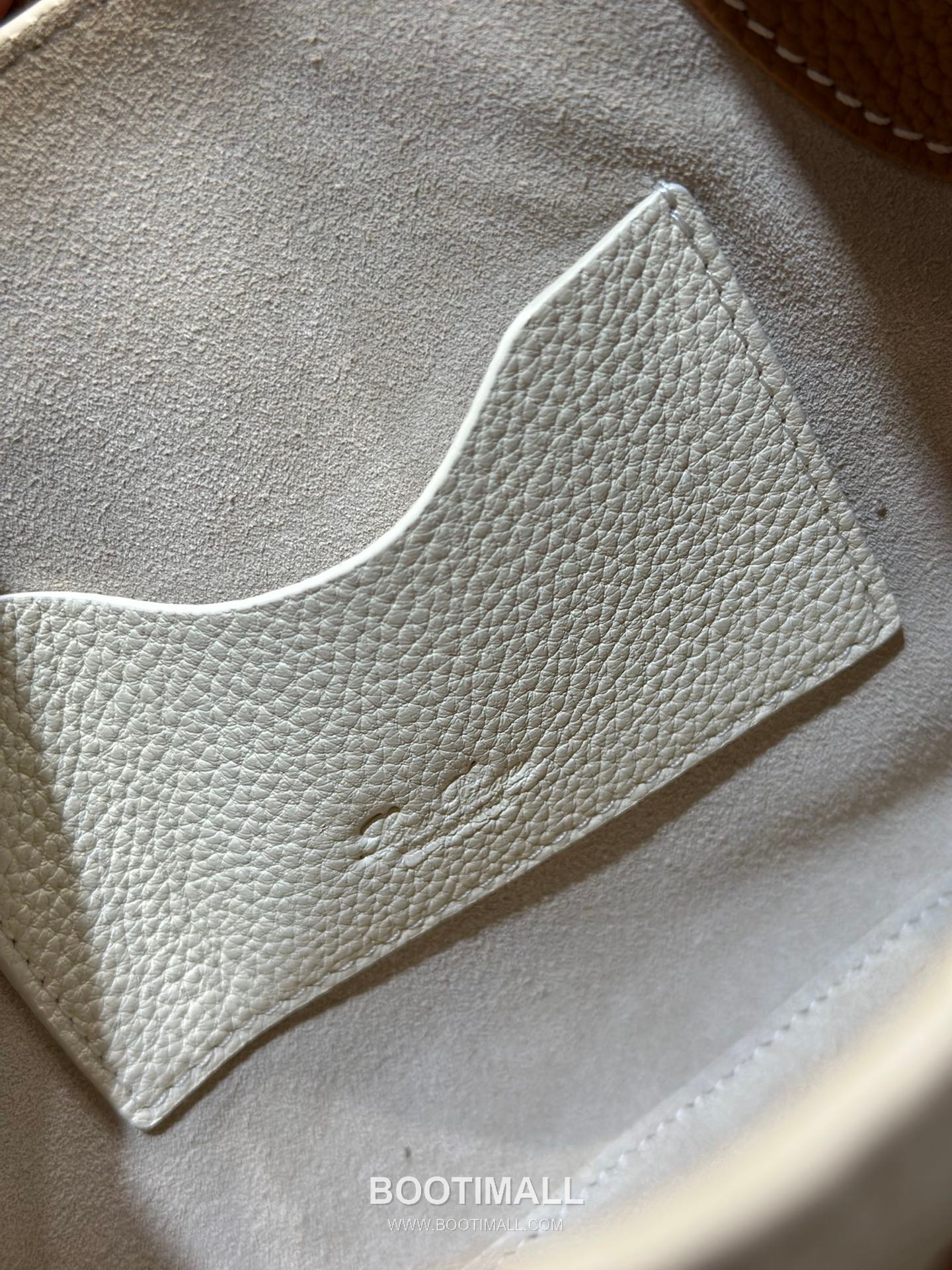 Loro Piana Bobbin Small Canvas Shoulder Bag 로로피아나 보빈 스몰 캔버스 숄더백 19cm 9