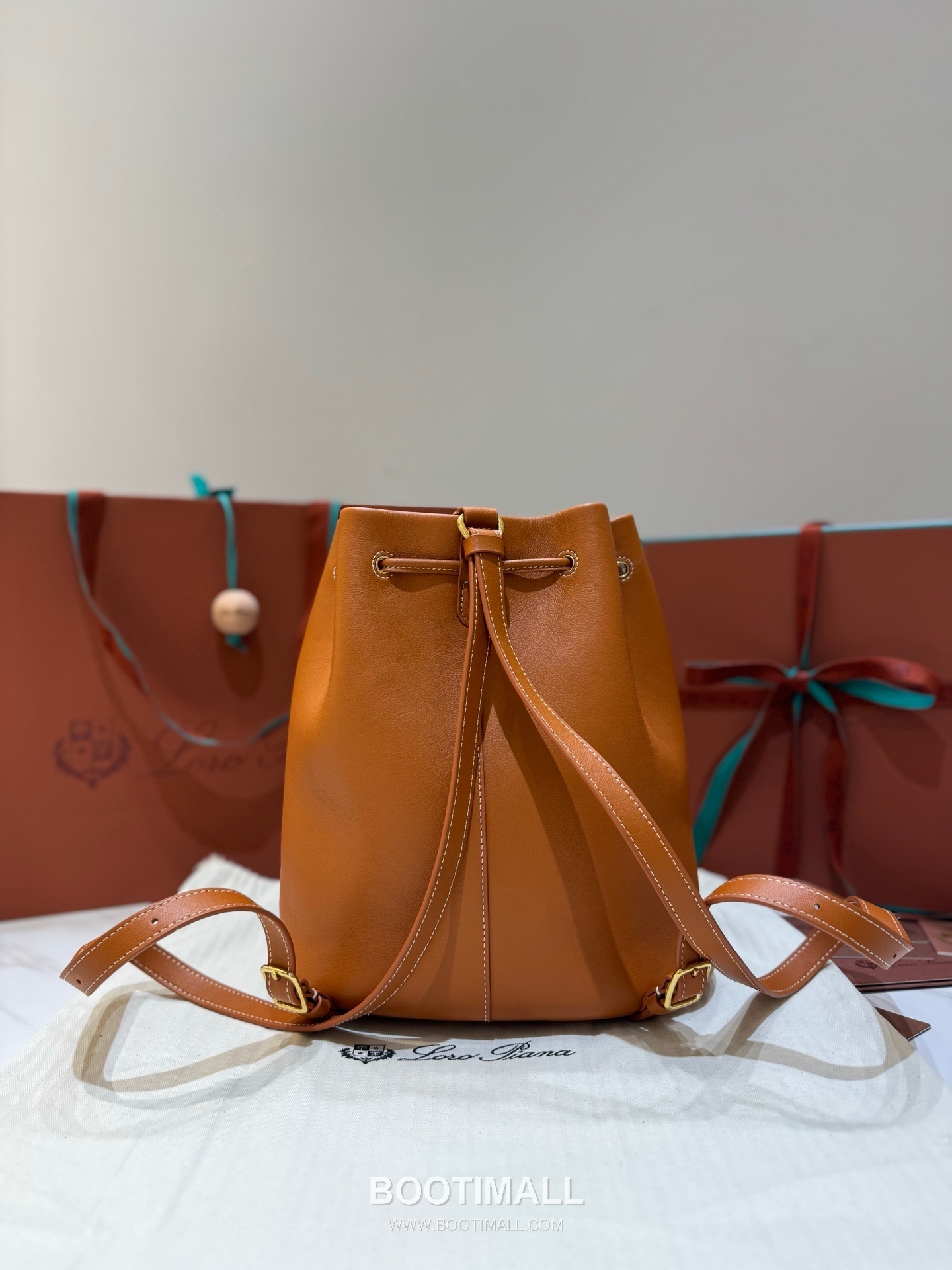 Loro Piana Extra Drawstring Backpack Calfskin 로로피아나 엑스트라 드로스트링 백팩 카프스킨 27cm 2
