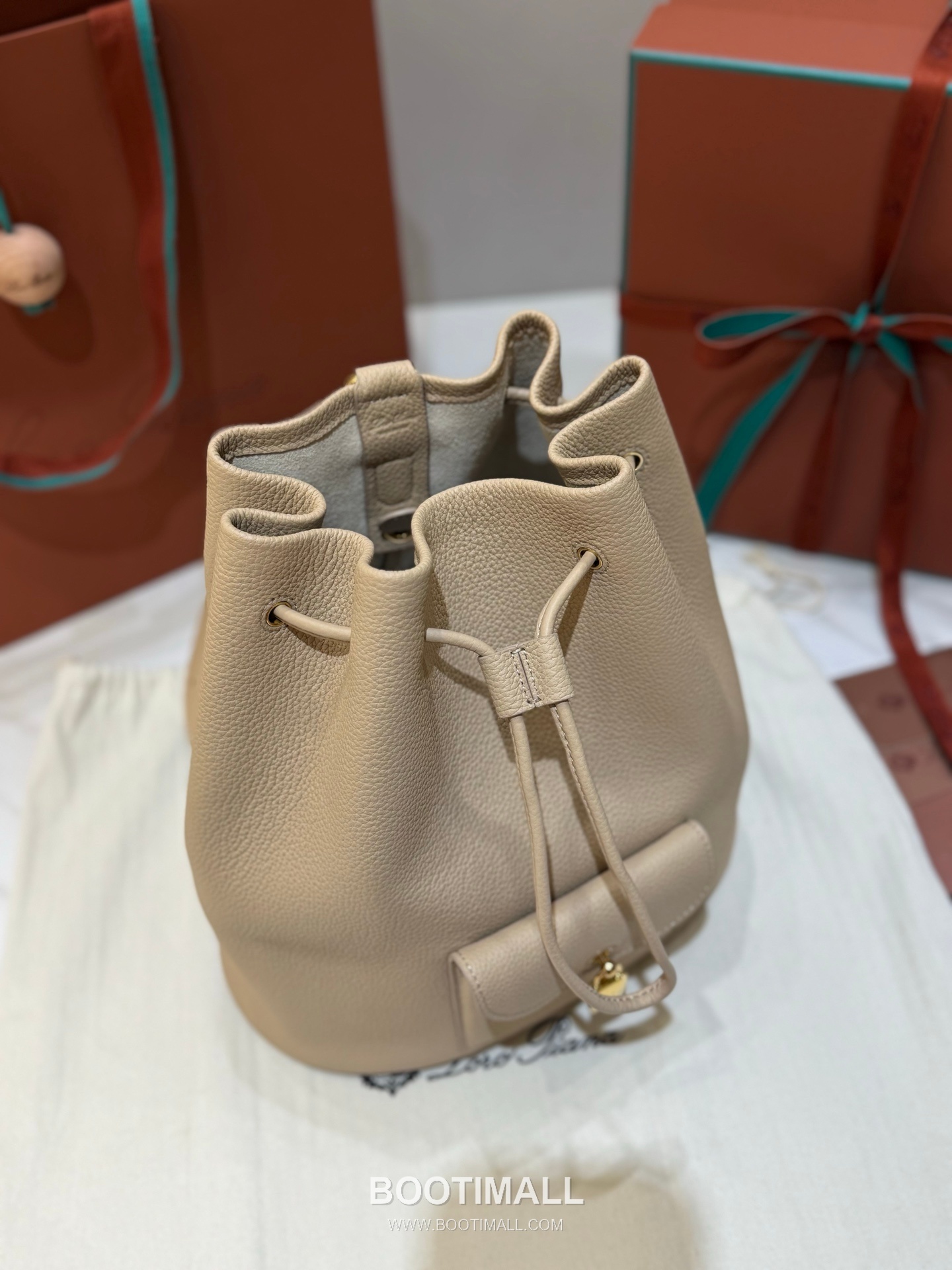 Loro Piana Extra Drawstring Backpack Calfskin 로로피아나 엑스트라 드로스트링 백팩 카프스킨 27cm 3