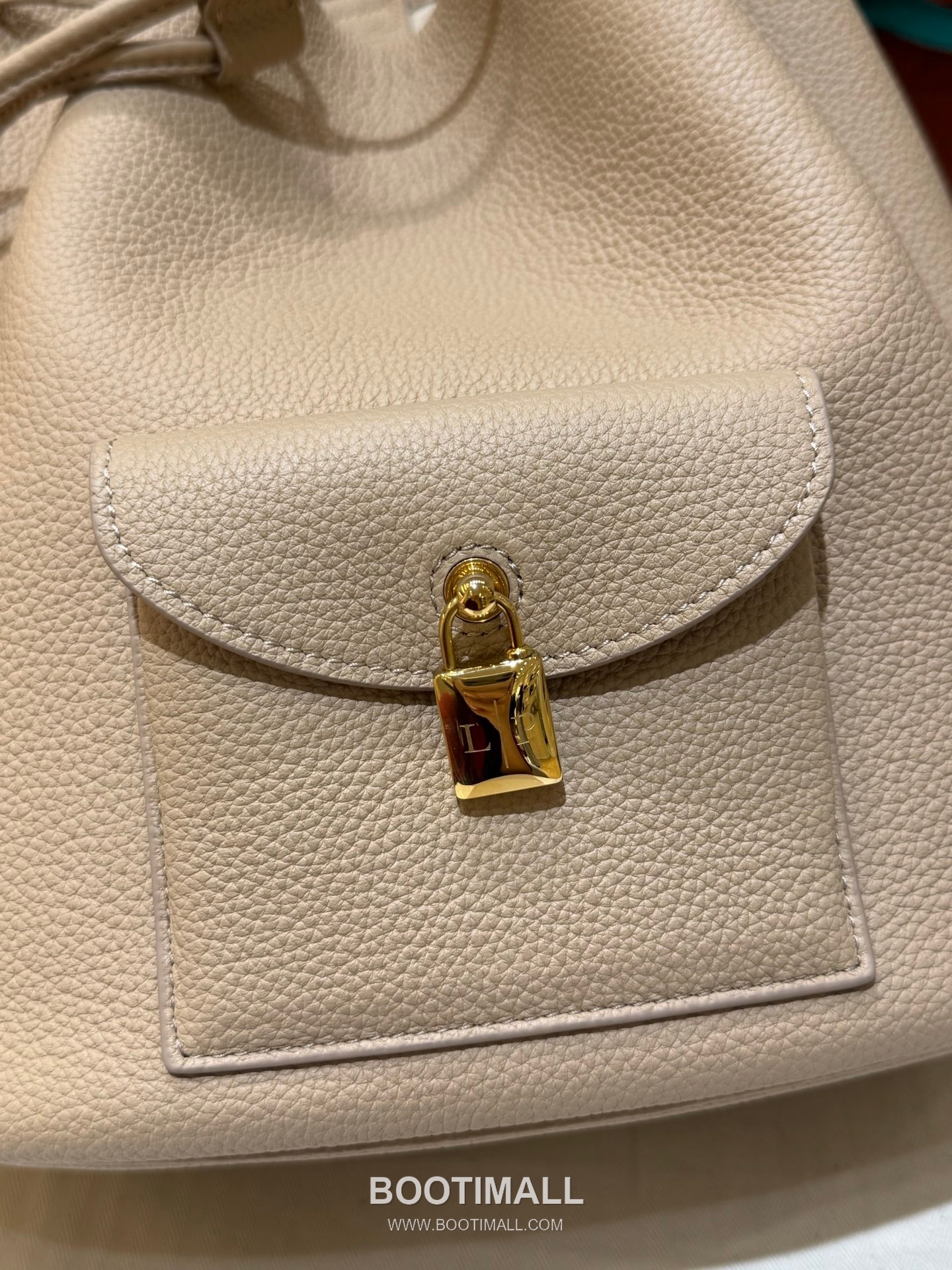 Loro Piana Extra Drawstring Backpack Calfskin 로로피아나 엑스트라 드로스트링 백팩 카프스킨 27cm 4