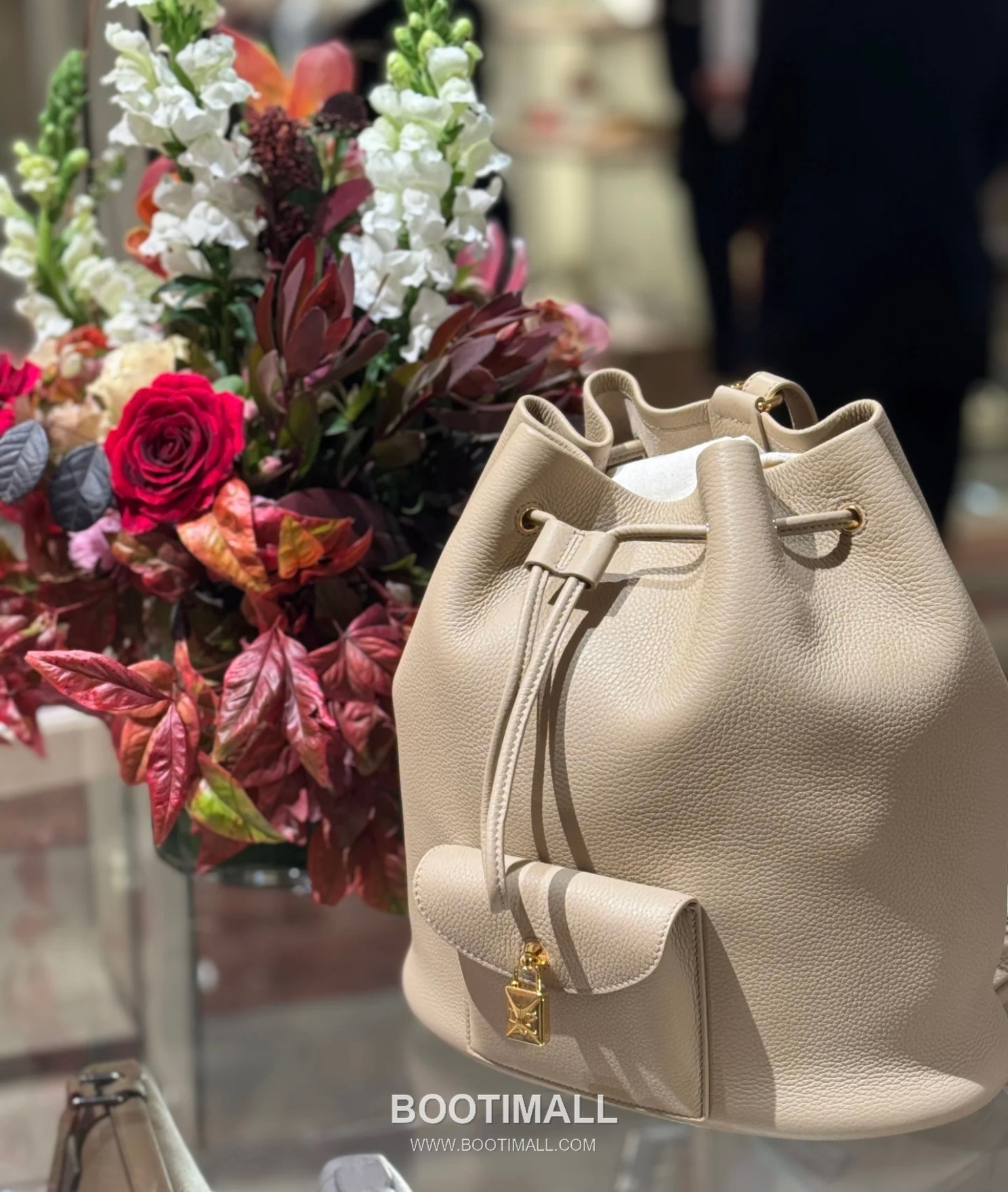 Loro Piana Extra Drawstring Backpack Calfskin 로로피아나 엑스트라 드로스트링 백팩 카프스킨 27cm 2