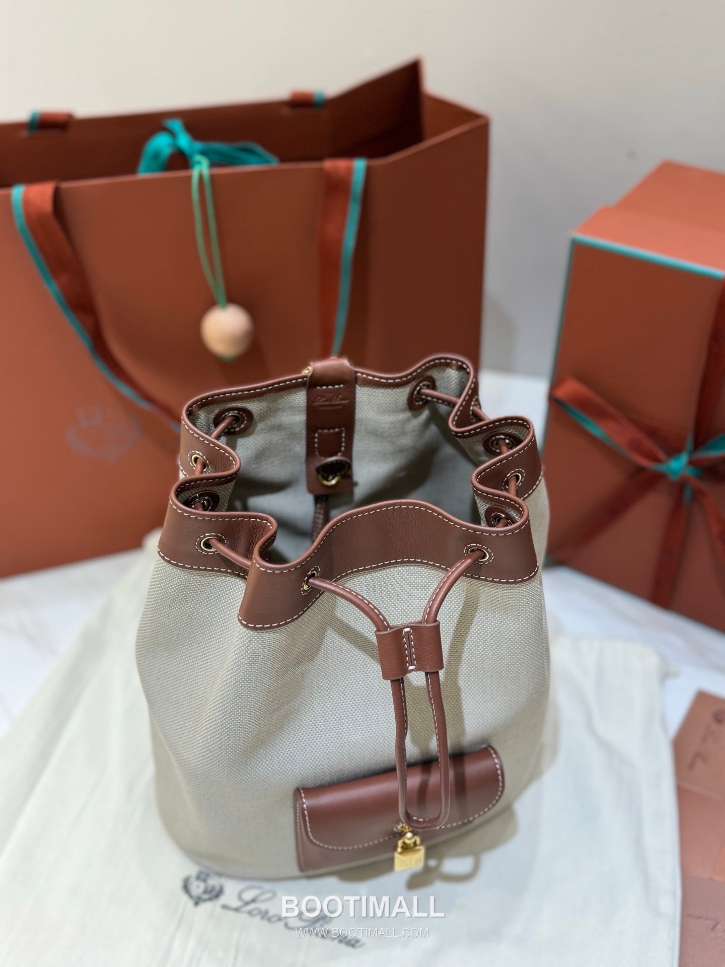 Loro Piana Calfskin Brown Backpack 로로피아나 카프스킨 브라운 백팩 27cm 12