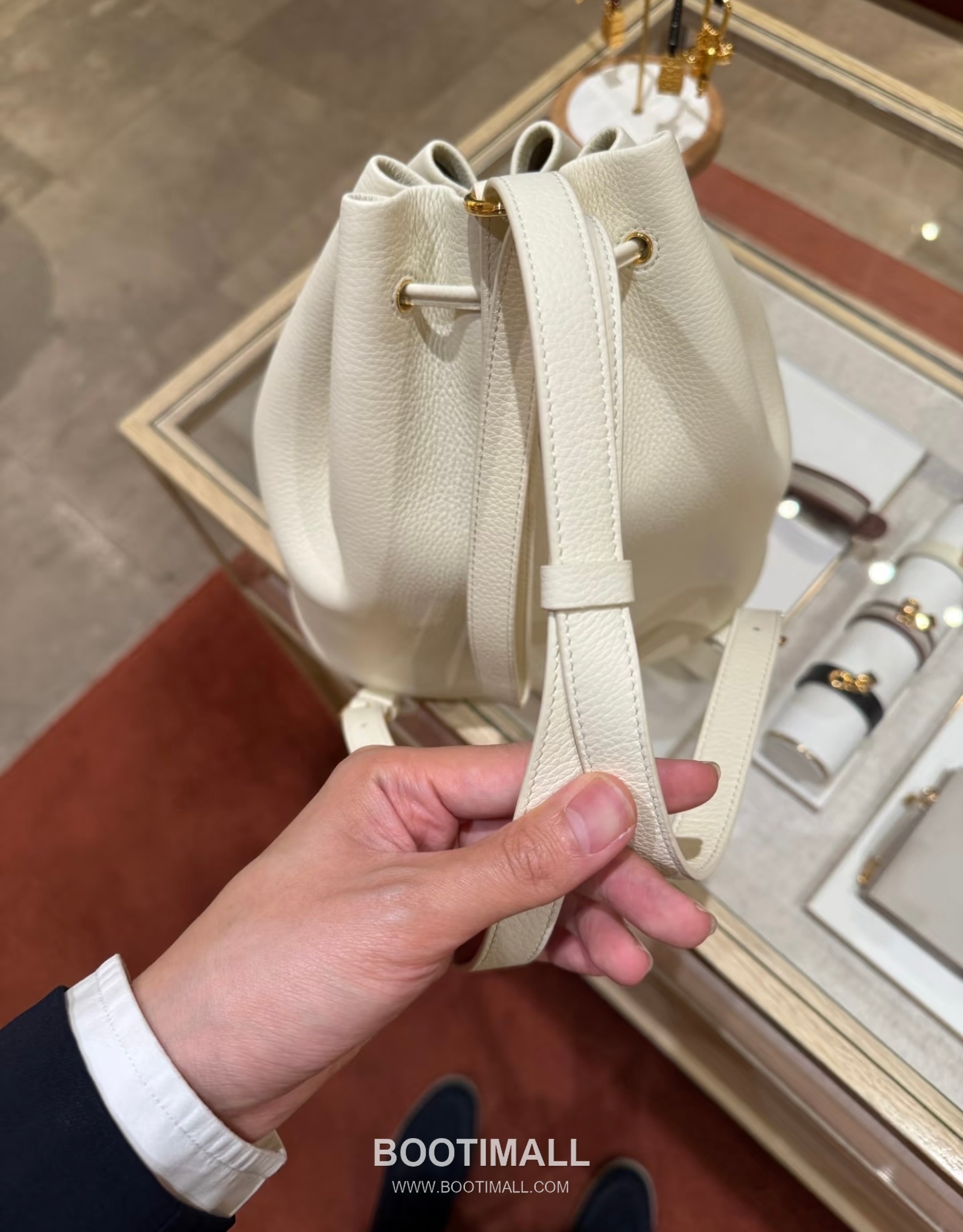 Loro Piana Calfskin White Backpack 로로피아나 카프스킨 화이트 백팩 27cm 3