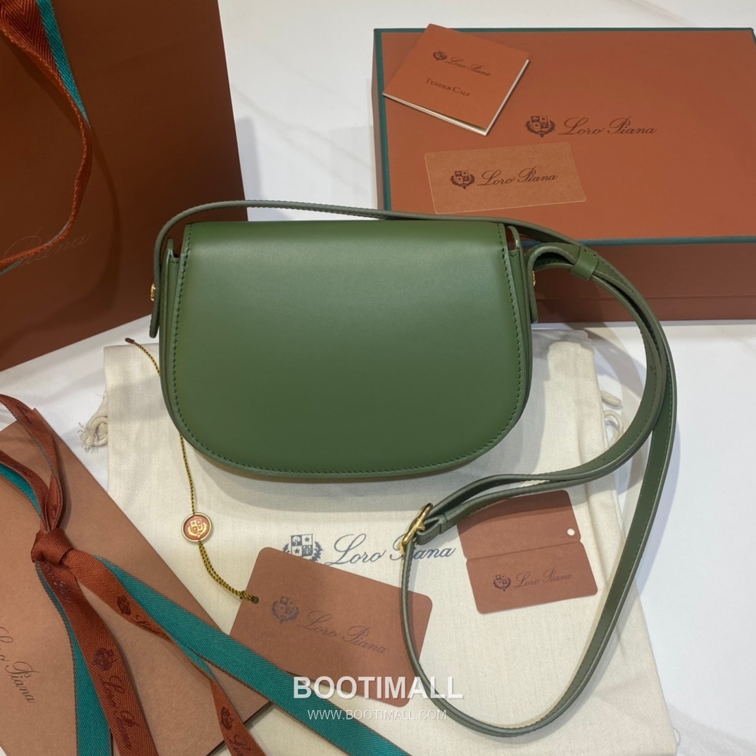 Loro Piana Ghiera Mini Saddle Bag Calfskin 로로피아나 기에라 미니 새들백 카프스킨 18cm 3