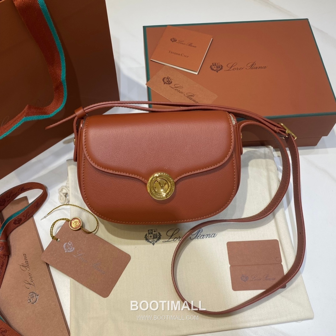 Loro Piana Ghiera Mini Saddle Bag Calfskin 로로피아나 기에라 미니 새들백 카프스킨 18cm 2