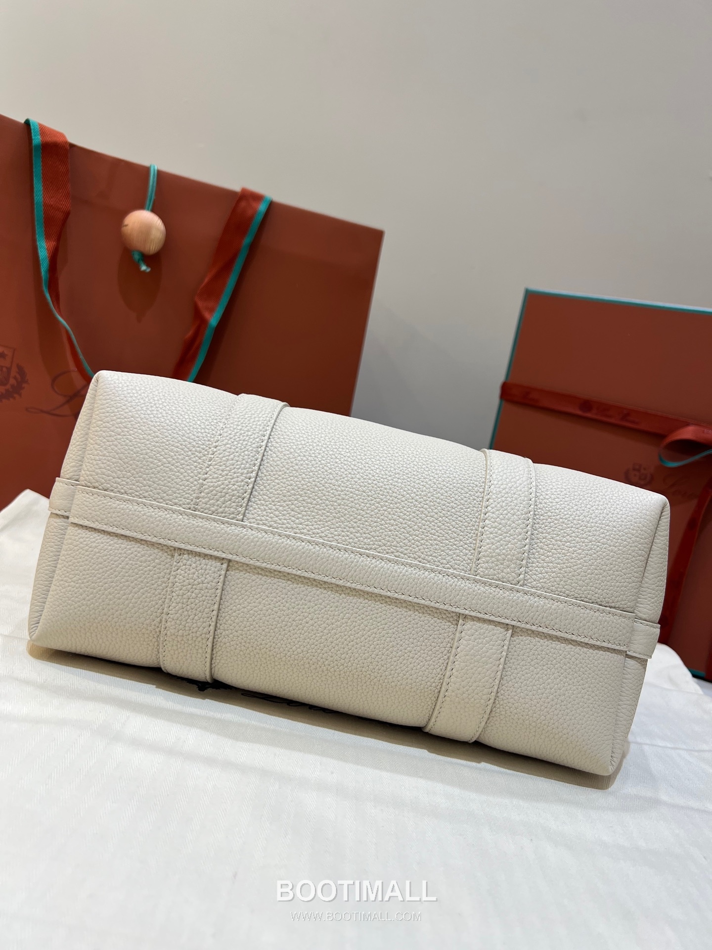 Loro Piana Ghiera Gray Shoulder Bag 로로피아나 Ghiera 그레이 숄더백 28cm 16