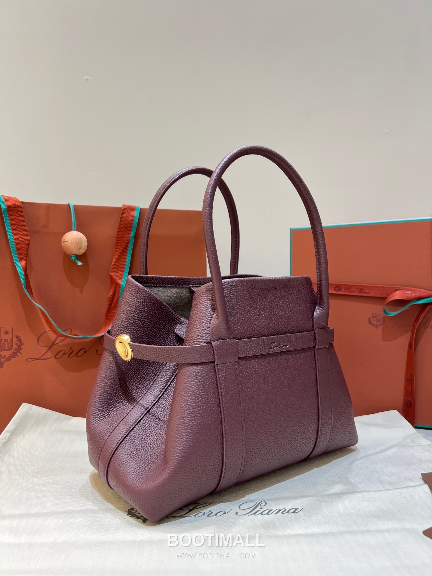 Loro Piana Ghiera Small Shopper Bag Grain Leather 로로피아나 기에라 스몰 쇼퍼백 그레인 레더 28cm 2