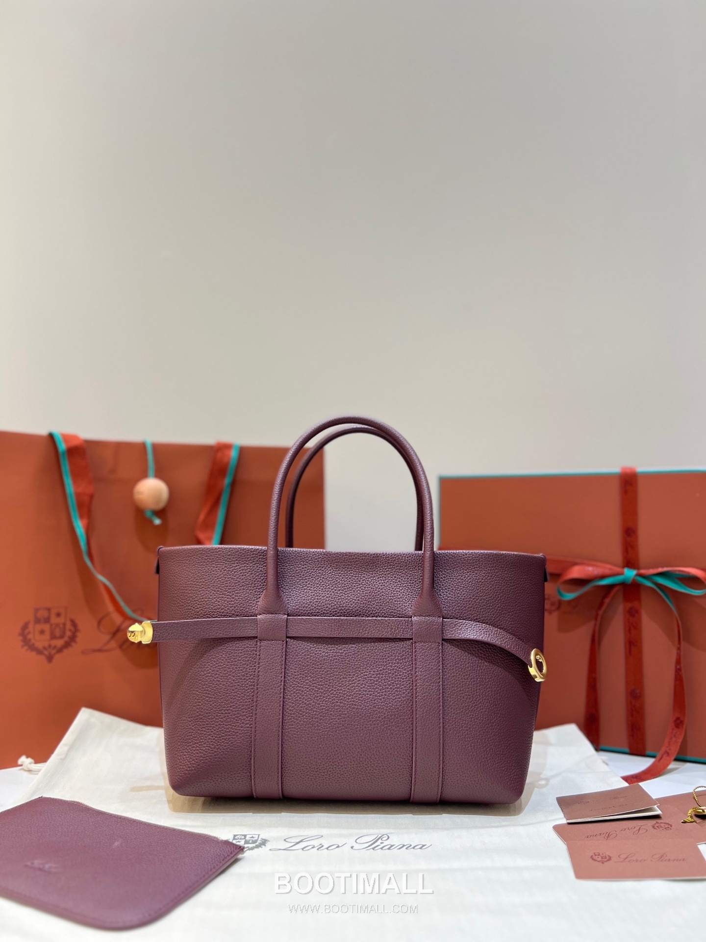 Loro Piana Ghiera Small Shopper Bag Grain Leather 로로피아나 기에라 스몰 쇼퍼백 그레인 레더 28cm 3