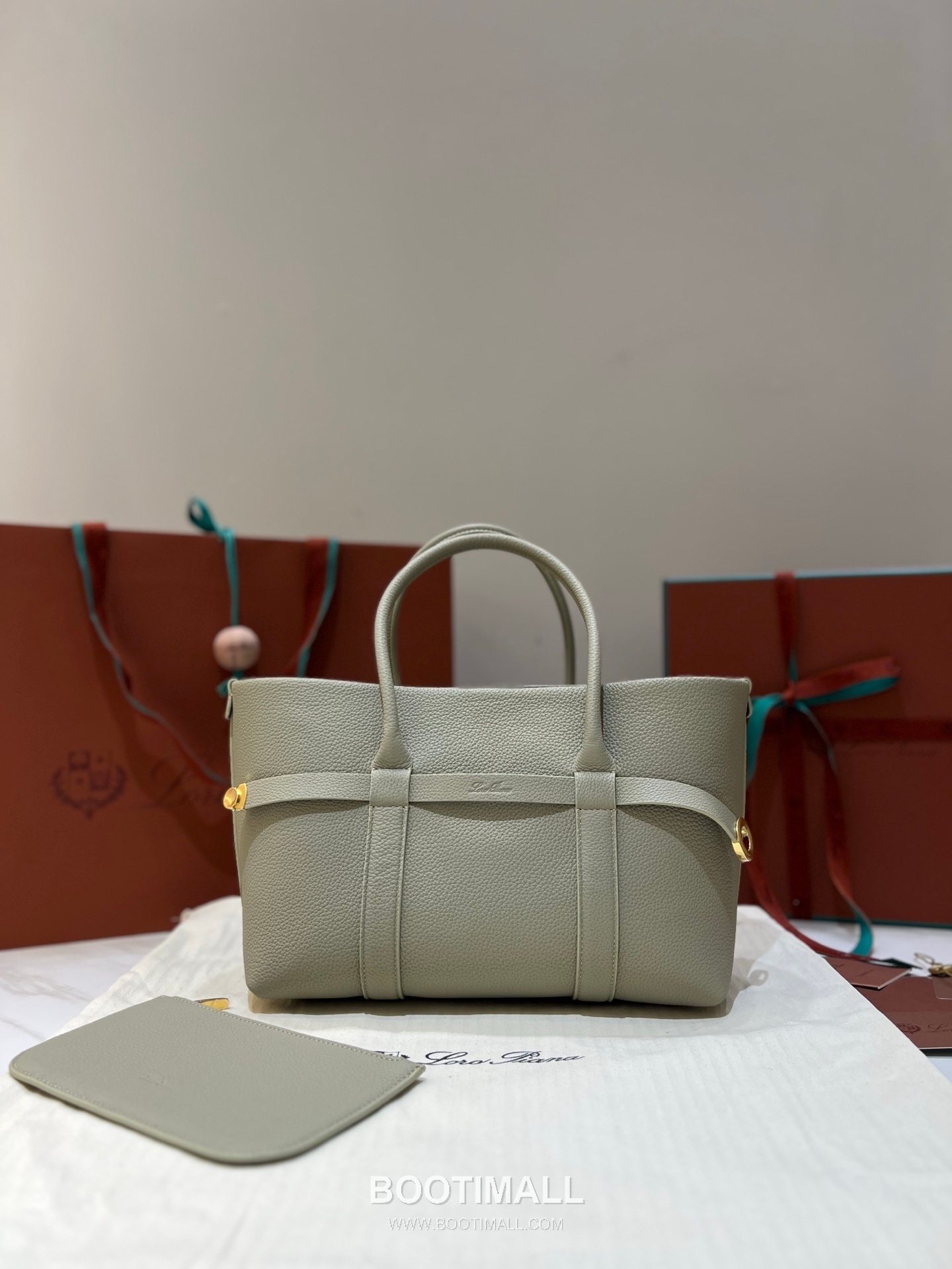 Loro Piana Ghiera Small Shopper Bag Grain Leather 로로피아나 기에라 스몰 쇼퍼백 그레인 레더 28cm 1