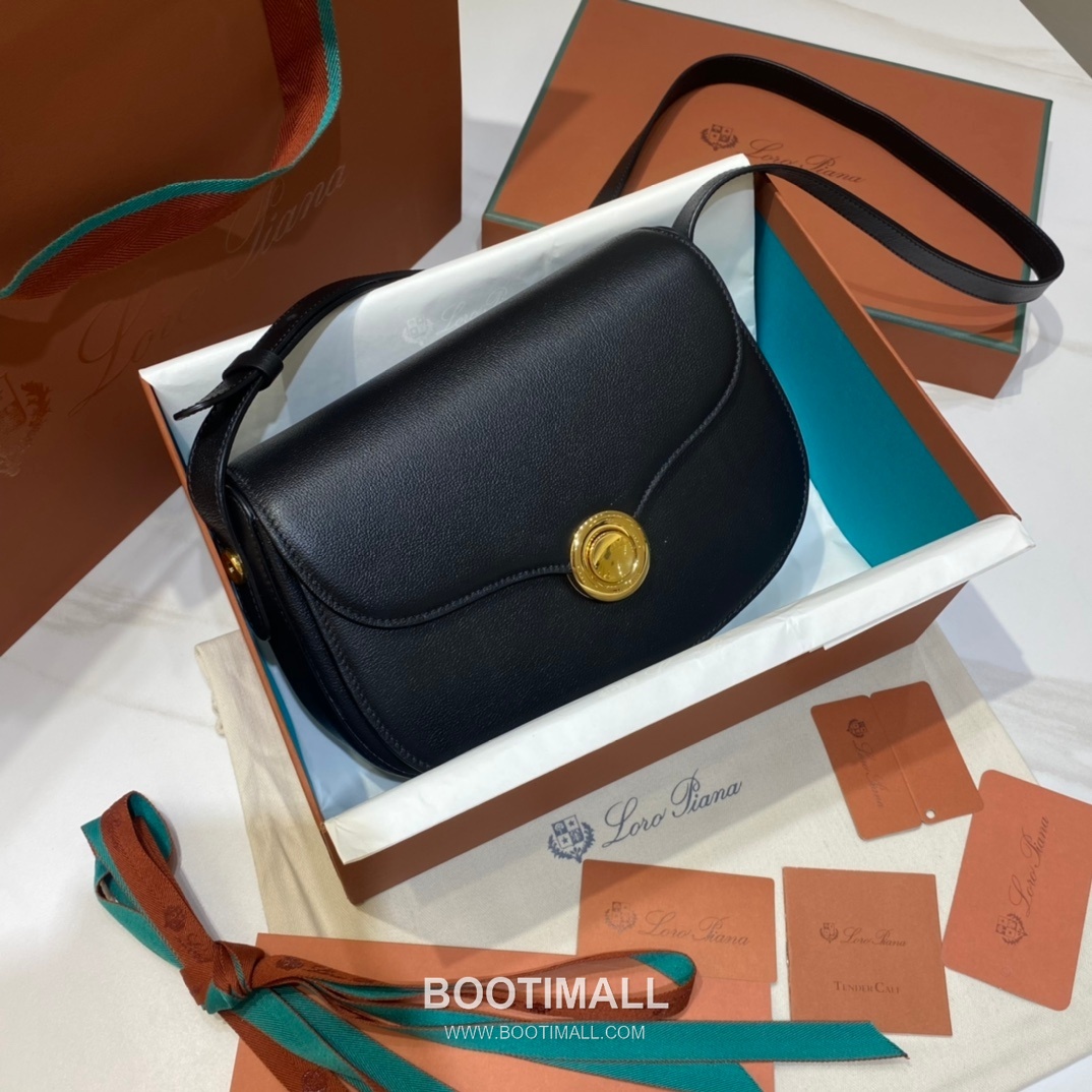 Loro Piana Ghiera Saddle Bag Calfskin 로로피아나 기에라 새들백 카프스킨 23cm 1