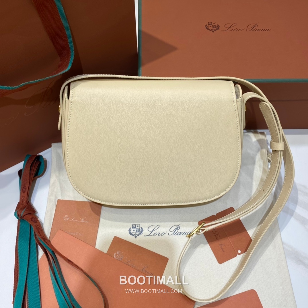 Loro Piana Ghiera Saddle Bag Calfskin 로로피아나 기에라 새들백 카프스킨 23cm 3