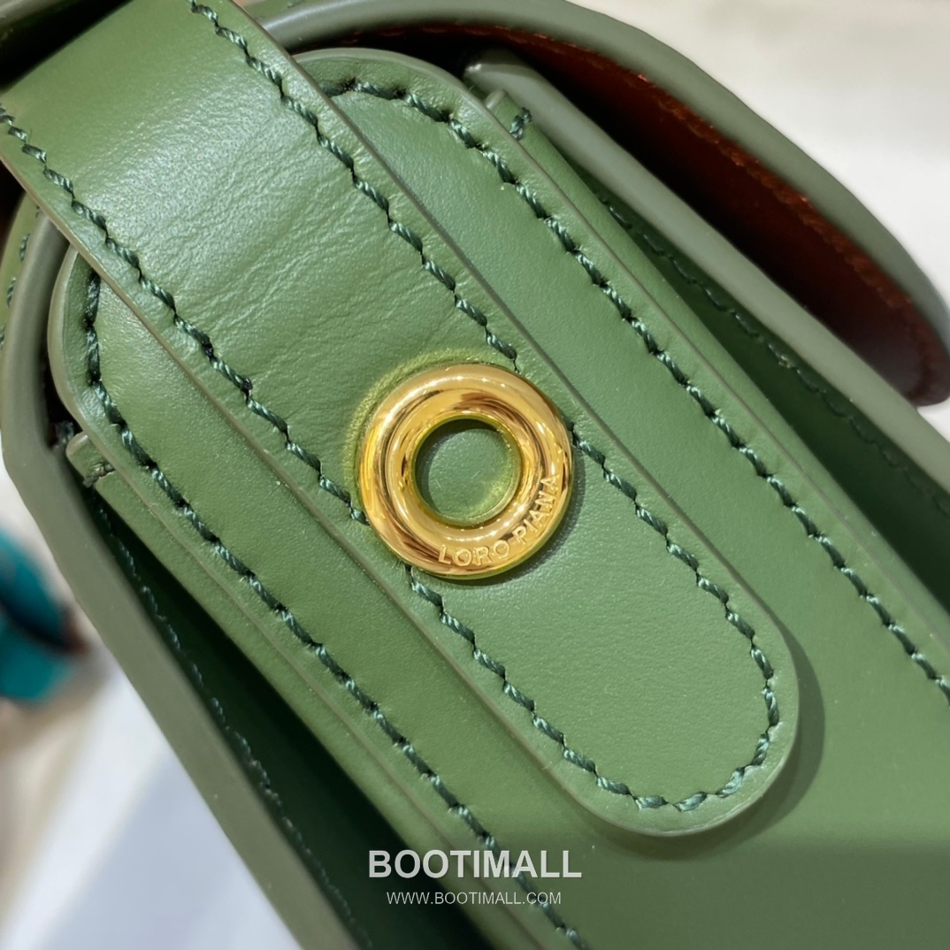 Loro Piana Ghiera Saddle Bag Calfskin 로로피아나 기에라 새들백 카프스킨 23cm 7