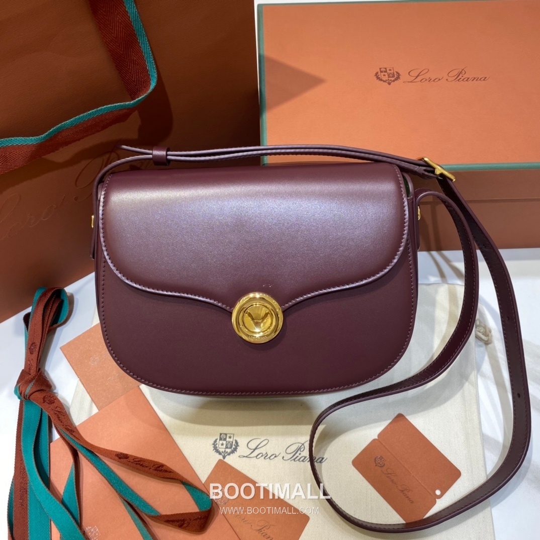 Loro Piana Ghiera Saddle Bag Calfskin 로로피아나 기에라 새들백 카프스킨 23cm 2