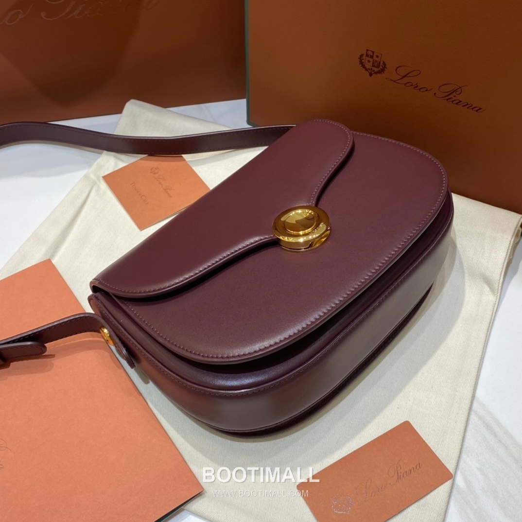 Loro Piana Ghiera Saddle Bag Calfskin 로로피아나 기에라 새들백 카프스킨 23cm 5
