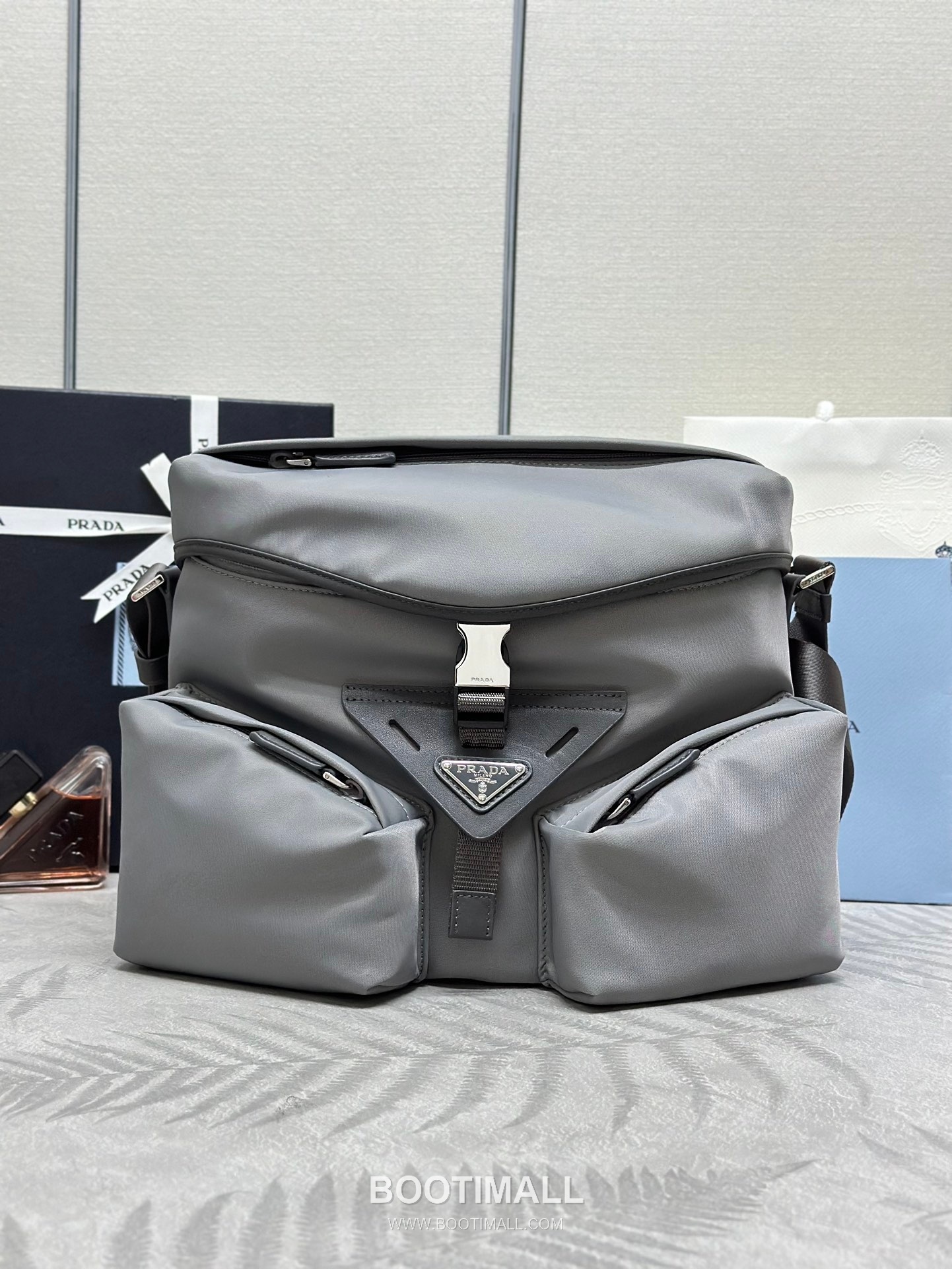 Prada Re-Nylon Crossbody Bag 2VD062 프라다 리나일론 크로스백 29cm 3