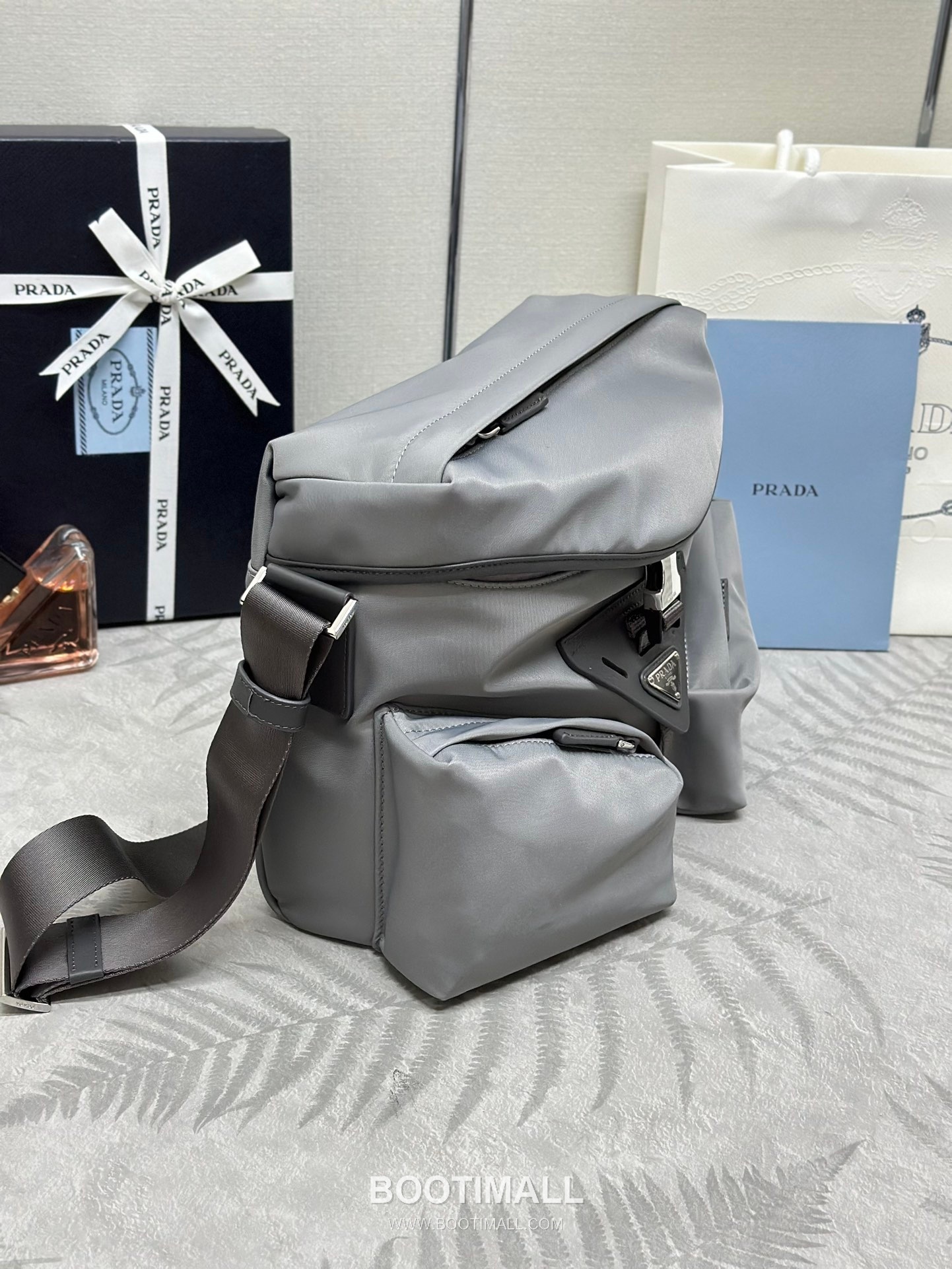 Prada Re-Nylon Crossbody Bag 2VD062 프라다 리나일론 크로스백 29cm 4