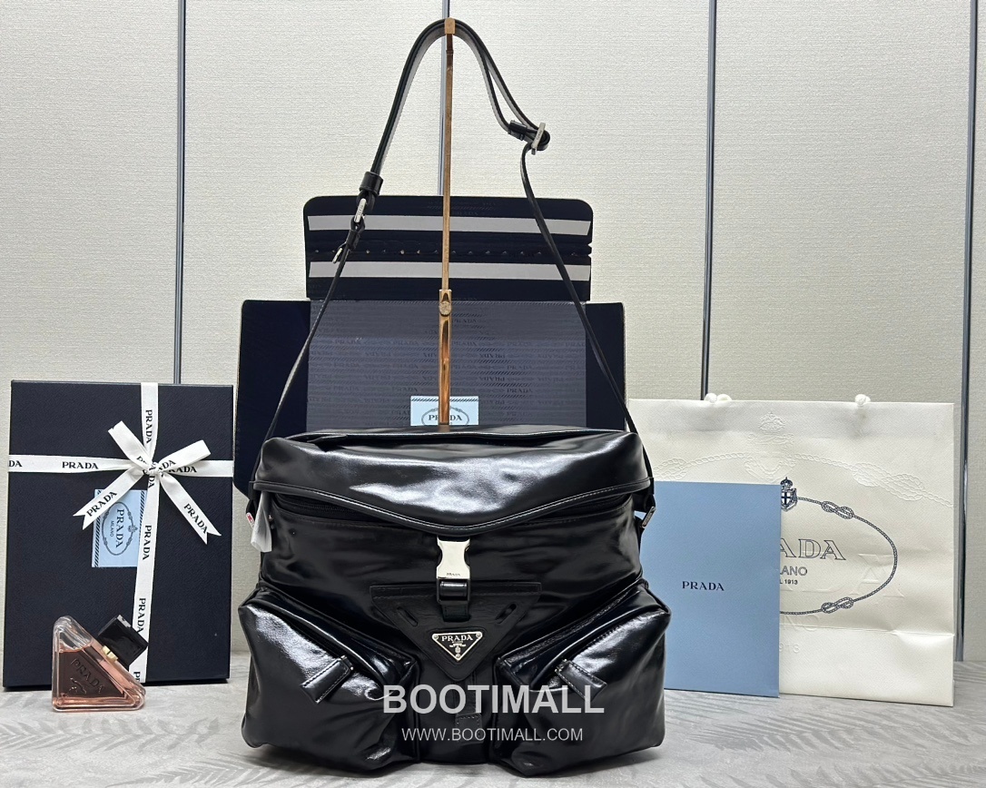 Prada Re-Nylon Crossbody Bag 2VD062 프라다 리나일론 크로스백 29cm 1