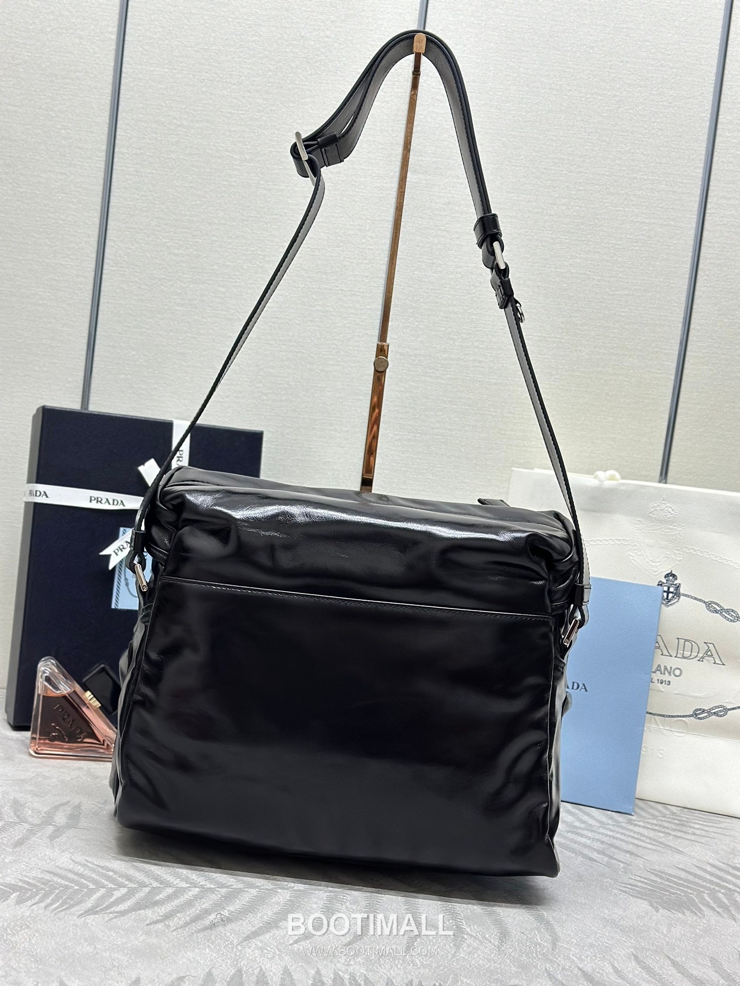 Prada Re-Nylon Crossbody Bag 2VD062 프라다 리나일론 크로스백 29cm 2