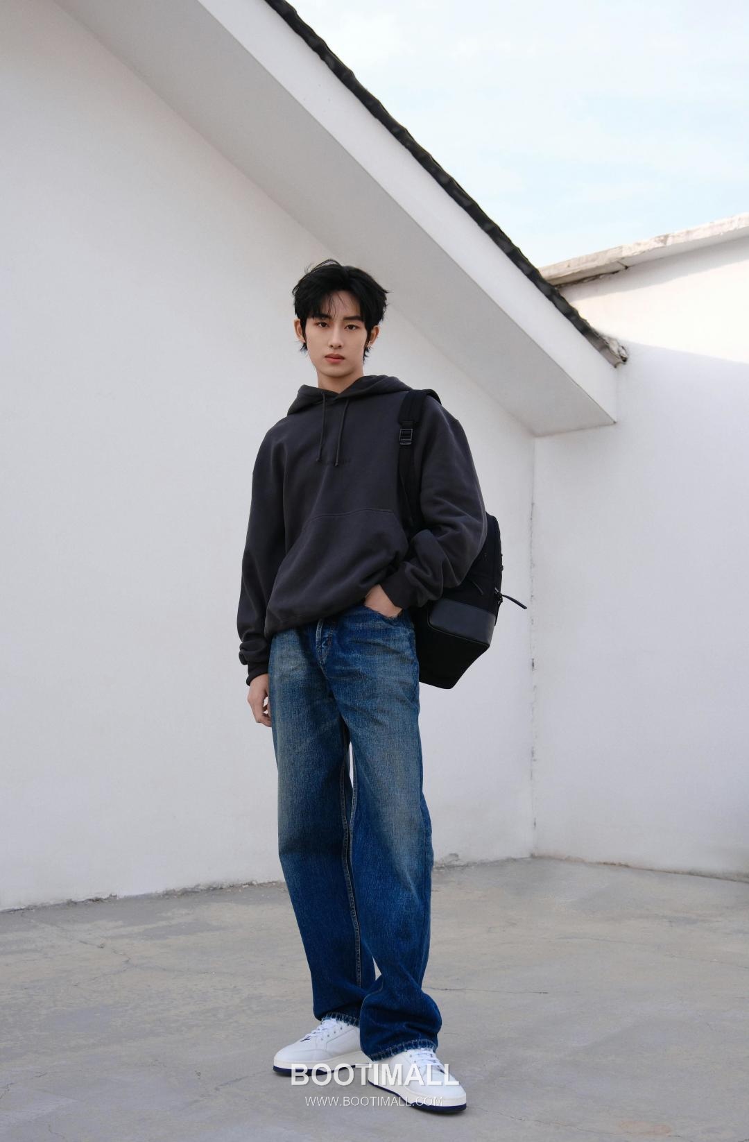 Balenciaga Canvas Logo Backpack 821007 발렌시아가 캔버스 로고 백팩 42cm 20