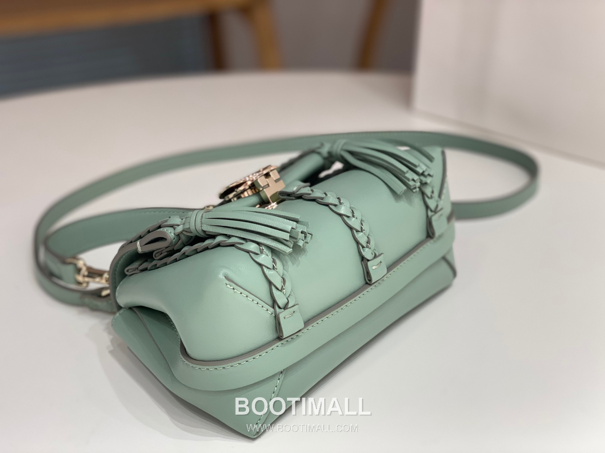 Chloe Penelope Coin Calfskin Green Crossbody Bag 끄로에 페넬로페 코인 카프스킨 그린 크로스백 22cm 7