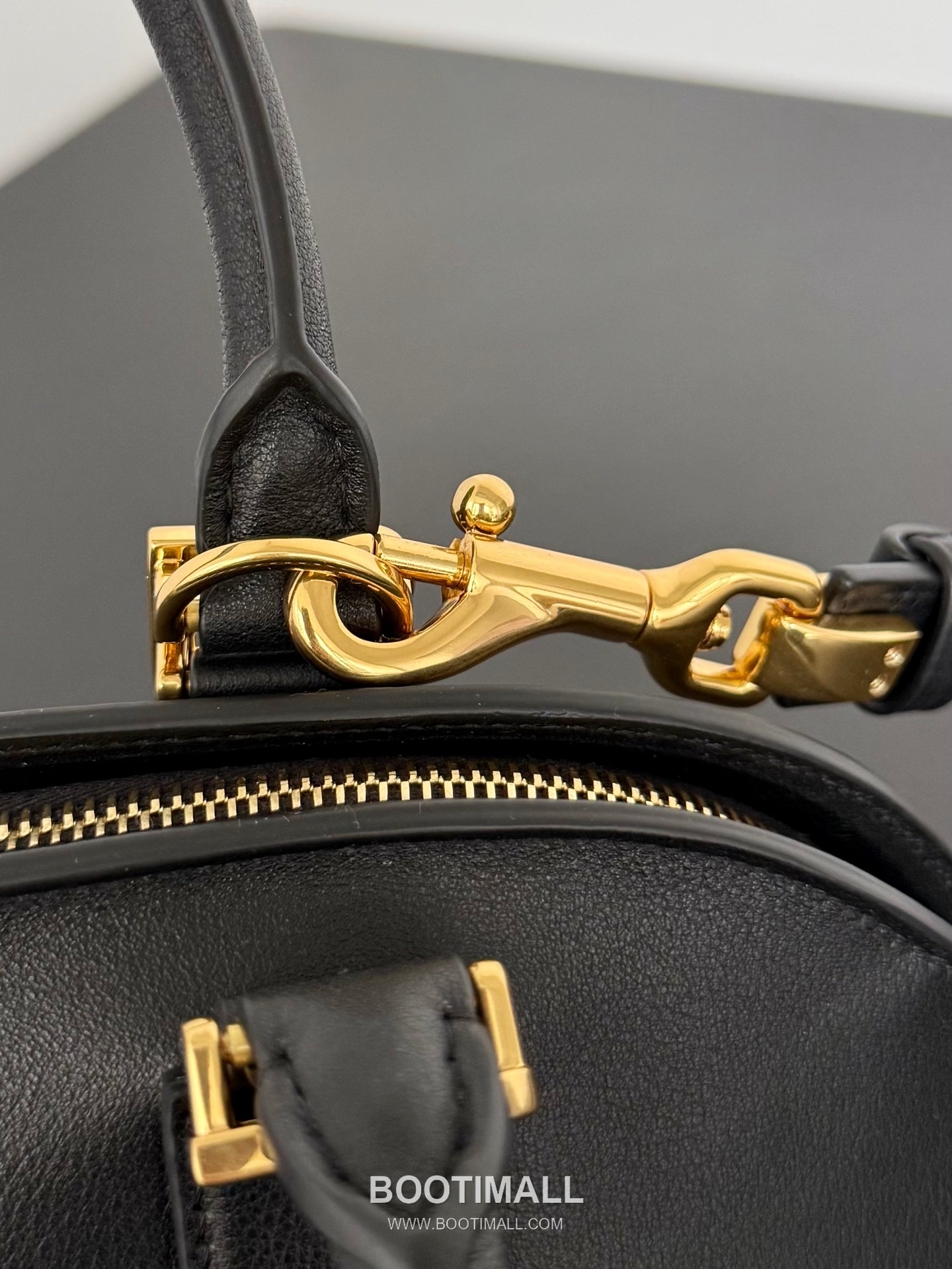 Balenciaga Bolero Leather Underarm Shoulder Bag 71245 발렌시아가 볼레로 레더 숄더백 30cm 6