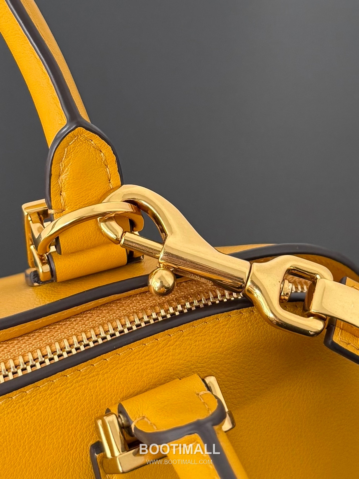 Balenciaga Bolero Leather Underarm Shoulder Bag 71245 발렌시아가 볼레로 레더 숄더백 30cm 6