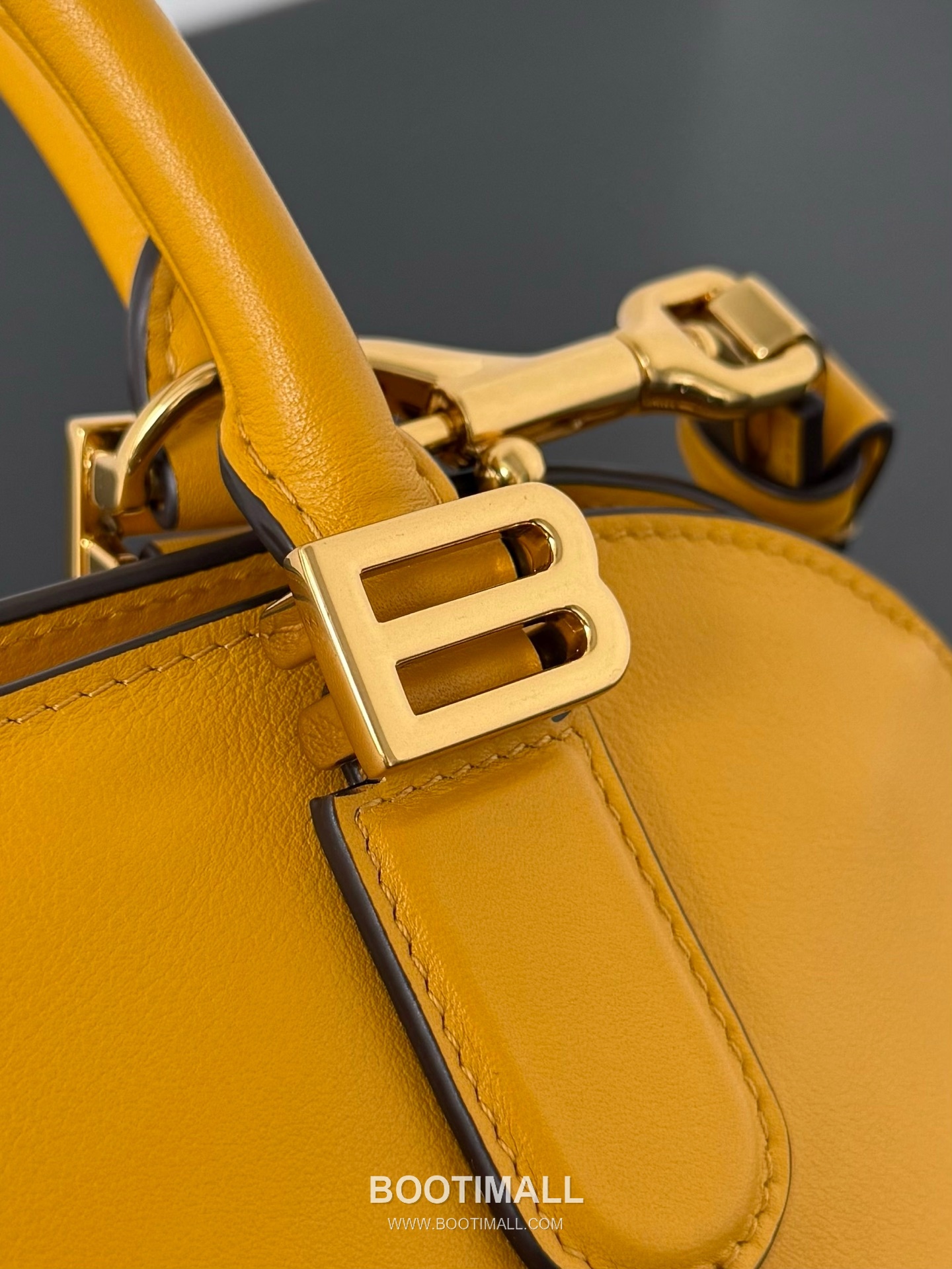 Balenciaga Bolero Leather Underarm Shoulder Bag 71245 발렌시아가 볼레로 레더 숄더백 30cm 9