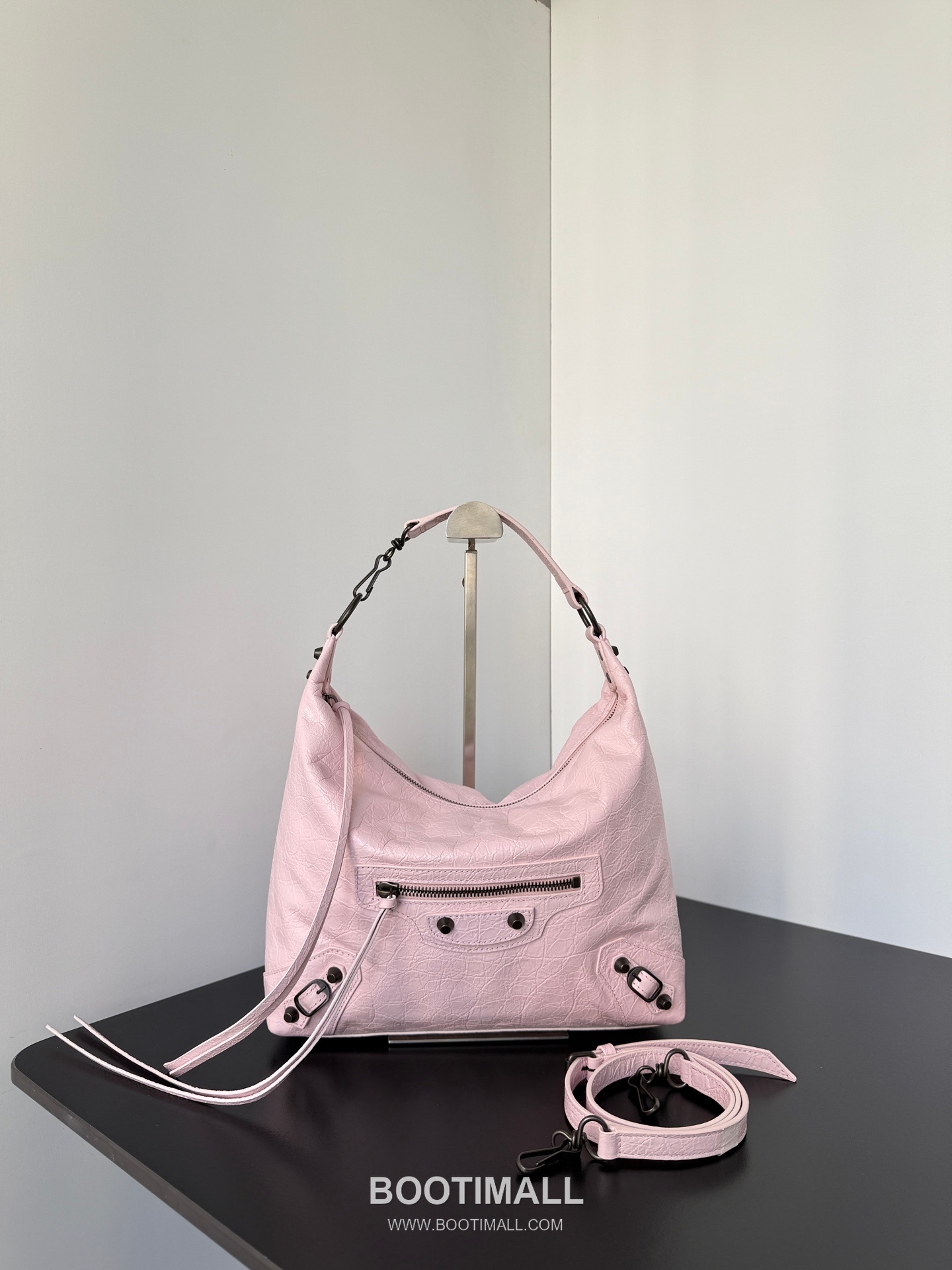 Balenciaga Le City Hobo Leather Shoulder Bag 발렌시아가 르 시티 호보 레더 숄더백 28cm 1