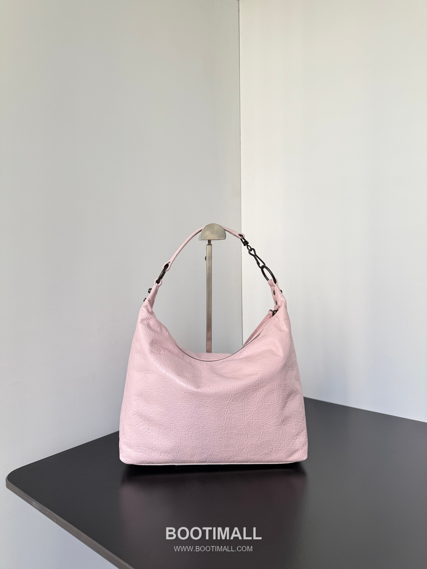 Balenciaga Le City Hobo Leather Shoulder Bag 발렌시아가 르 시티 호보 레더 숄더백 28cm 2