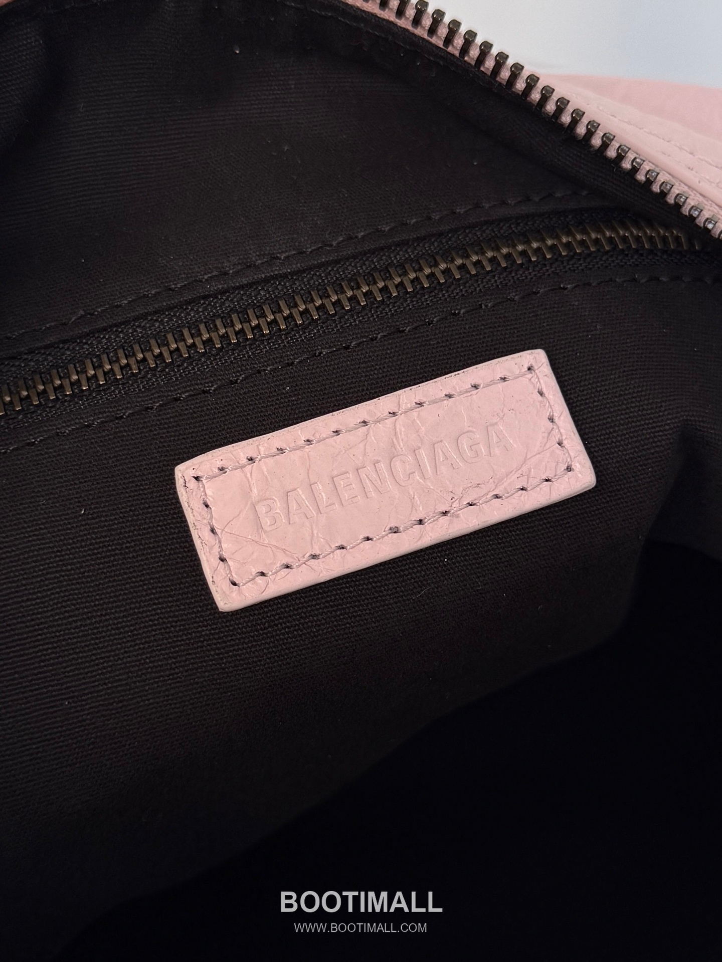 Balenciaga Le City Hobo Leather Shoulder Bag 발렌시아가 르 시티 호보 레더 숄더백 28cm 4