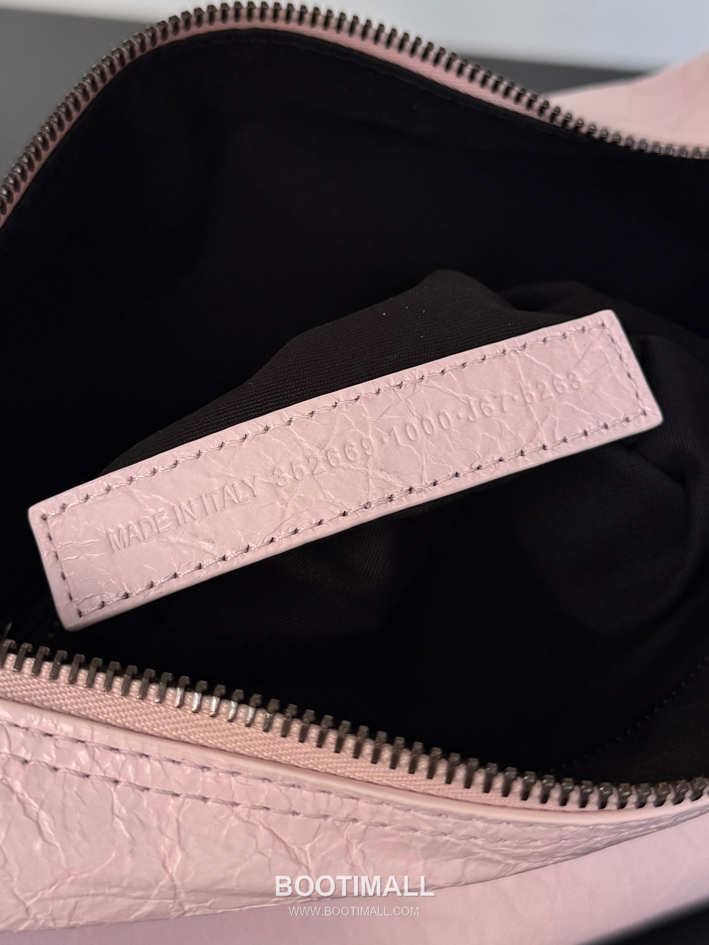 Balenciaga Le City Hobo Leather Shoulder Bag 발렌시아가 르 시티 호보 레더 숄더백 28cm 5