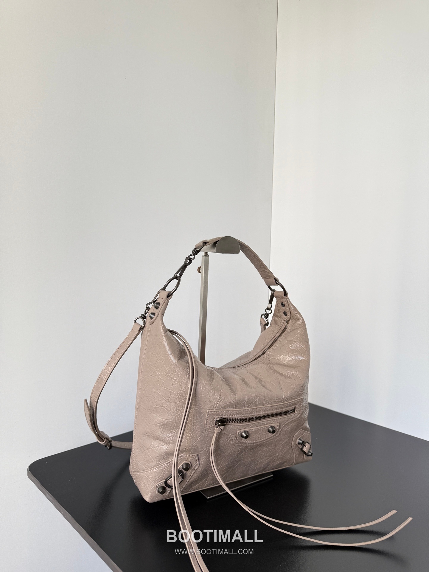Balenciaga Le City Hobo Leather Shoulder Bag 발렌시아가 르 시티 호보 레더 숄더백 28cm 3