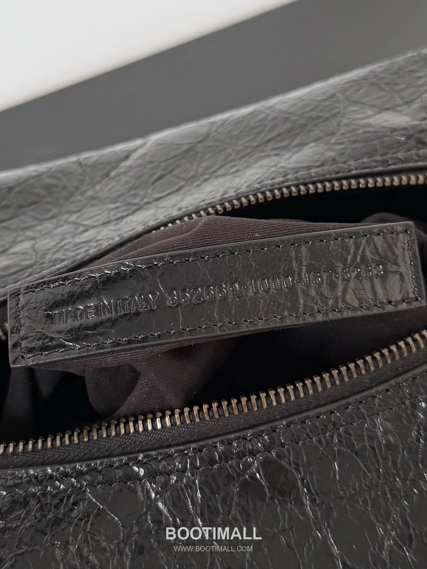 Balenciaga Le City Hobo Leather Shoulder Bag 발렌시아가 르 시티 호보 레더 숄더백 28cm 5