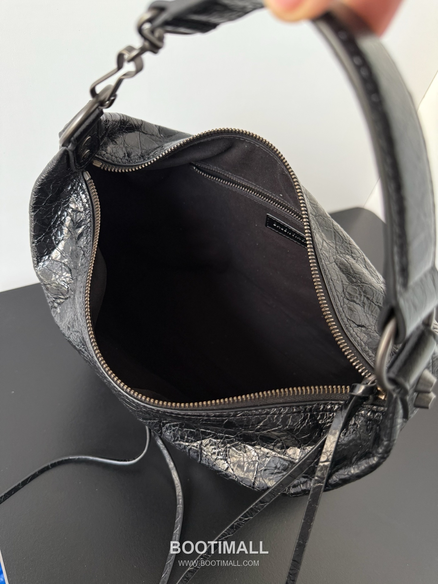 Balenciaga Le City Hobo Leather Shoulder Bag 발렌시아가 르 시티 호보 레더 숄더백 28cm 6