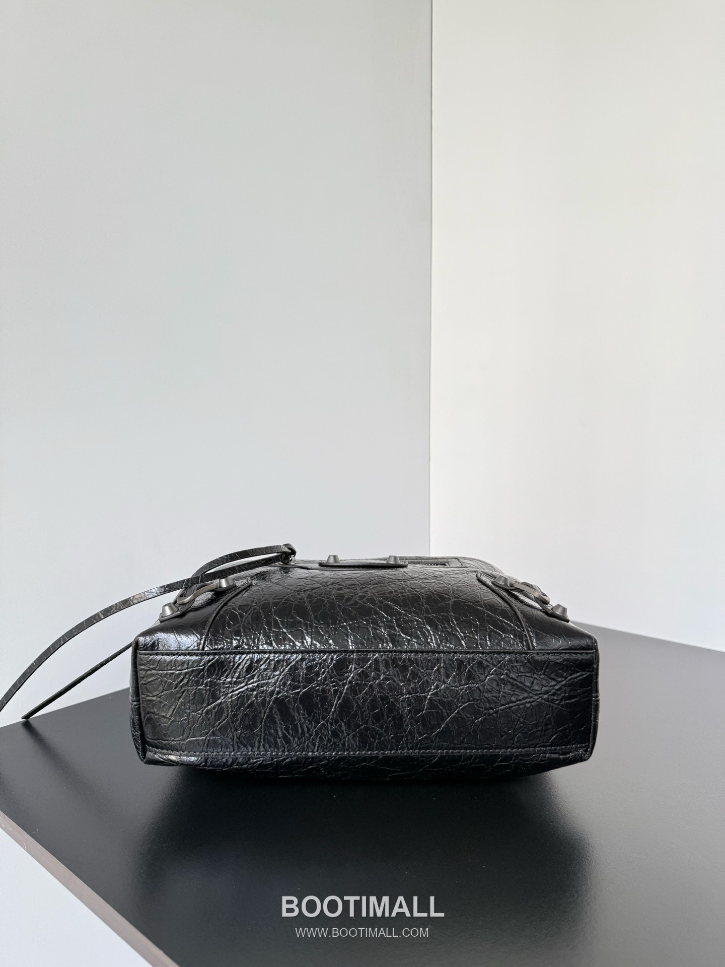 Balenciaga Le City Hobo Leather Shoulder Bag 발렌시아가 르 시티 호보 레더 숄더백 28cm 8