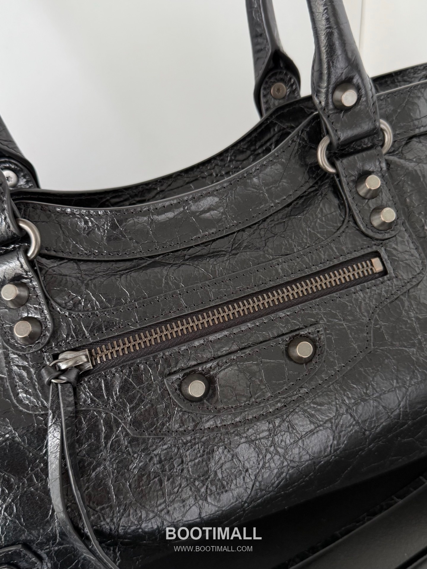 Balenciaga Le City East-West Leather Shoulder Bag 발렌시아가 르 시티 이스트웨스트 레더 숄더백 39.8cm 4