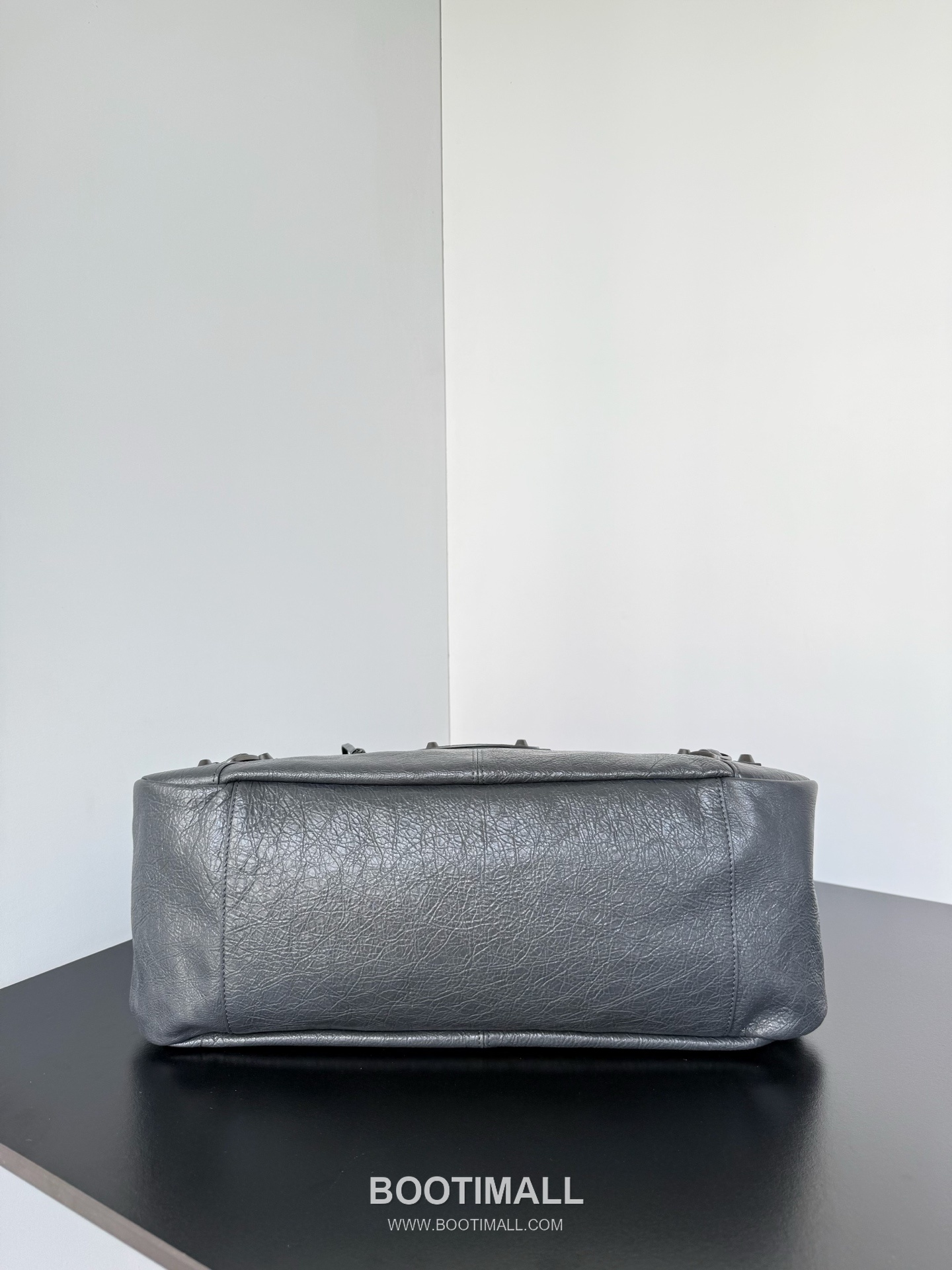 Balenciaga Le City Moto Lambskin Shoulder Bag 발렌시아가 르 시티 모토 램스킨 숄더백 39cm 6